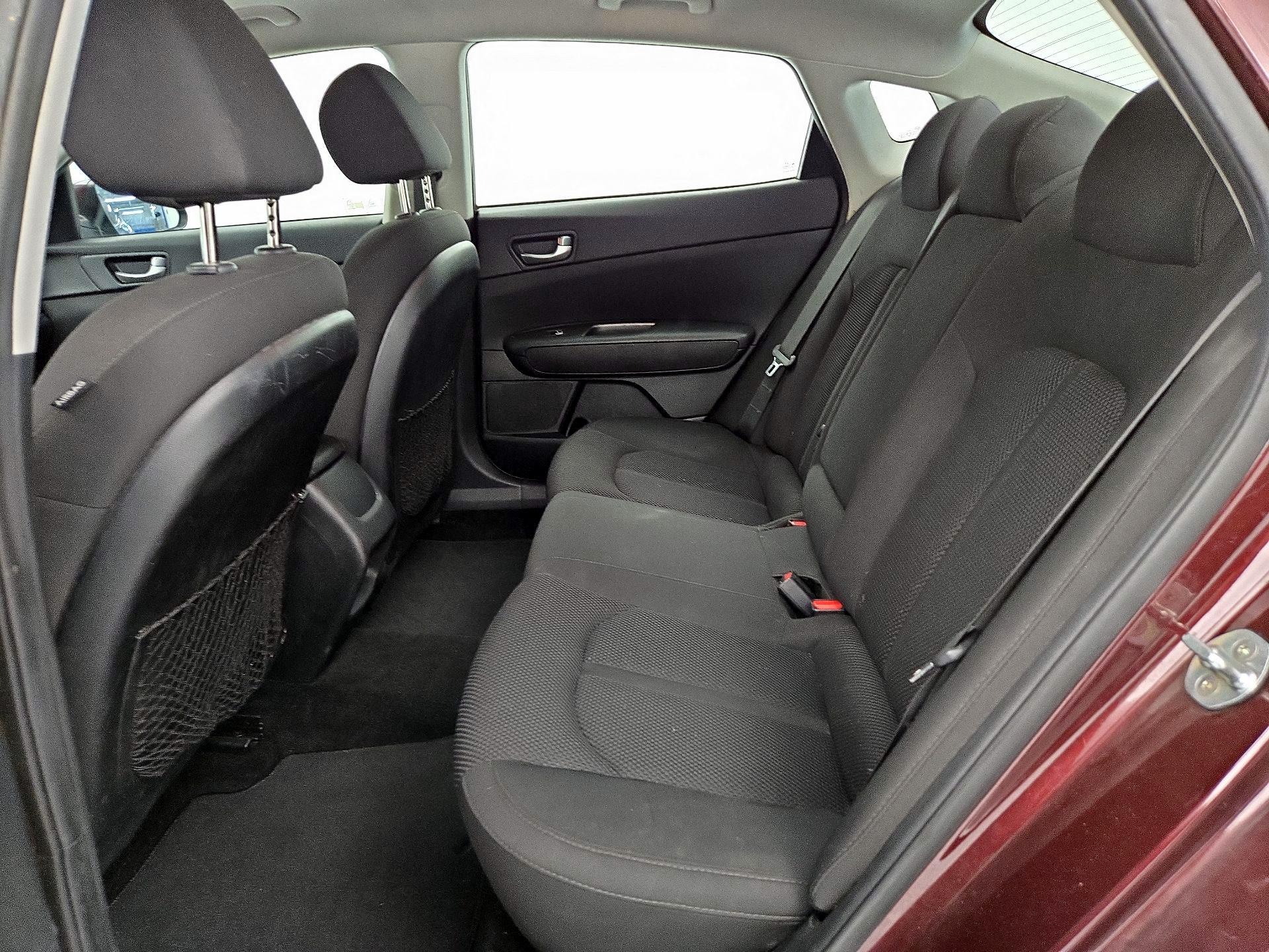 Thumbnail: 2019 Kia Optima - 19