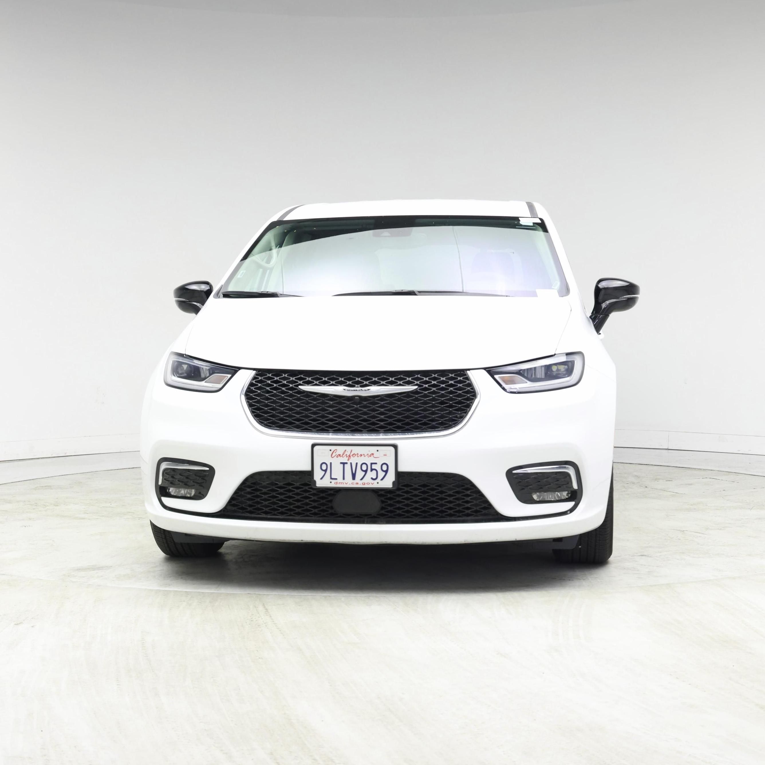 Thumbnail: 2024 Chrysler Pacifica - 5