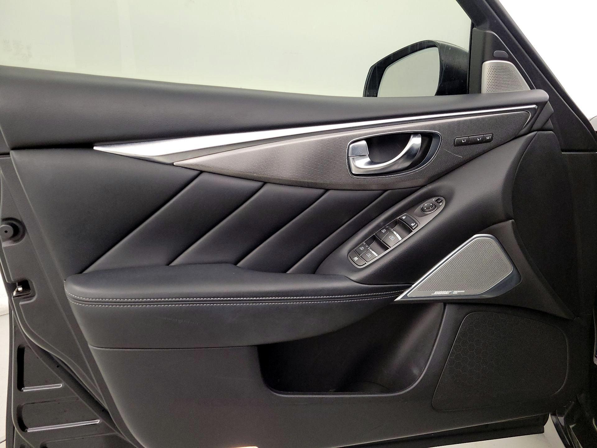 Thumbnail: 2017 INFINITI Q50 - 12