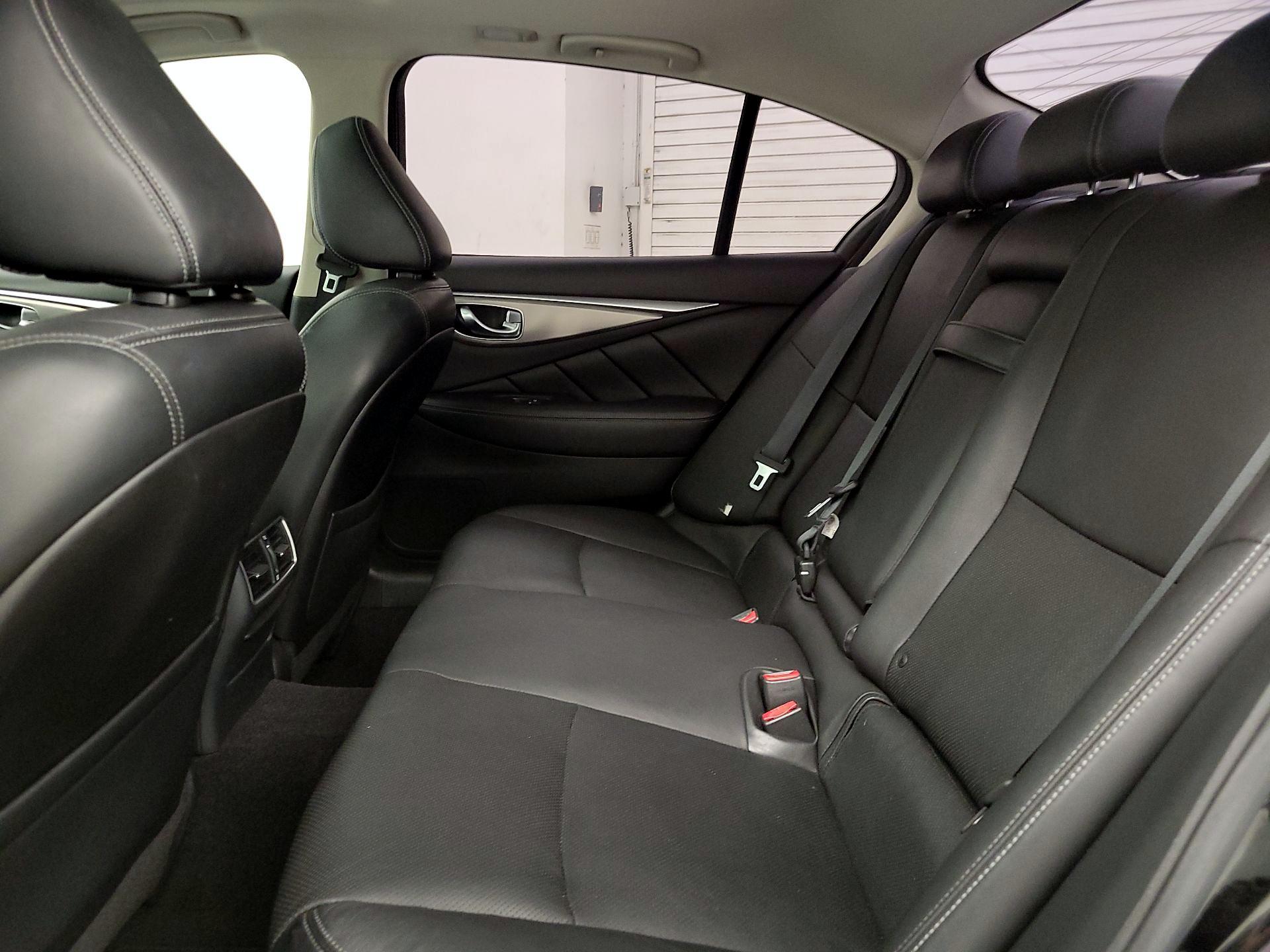 Thumbnail: 2017 INFINITI Q50 - 20