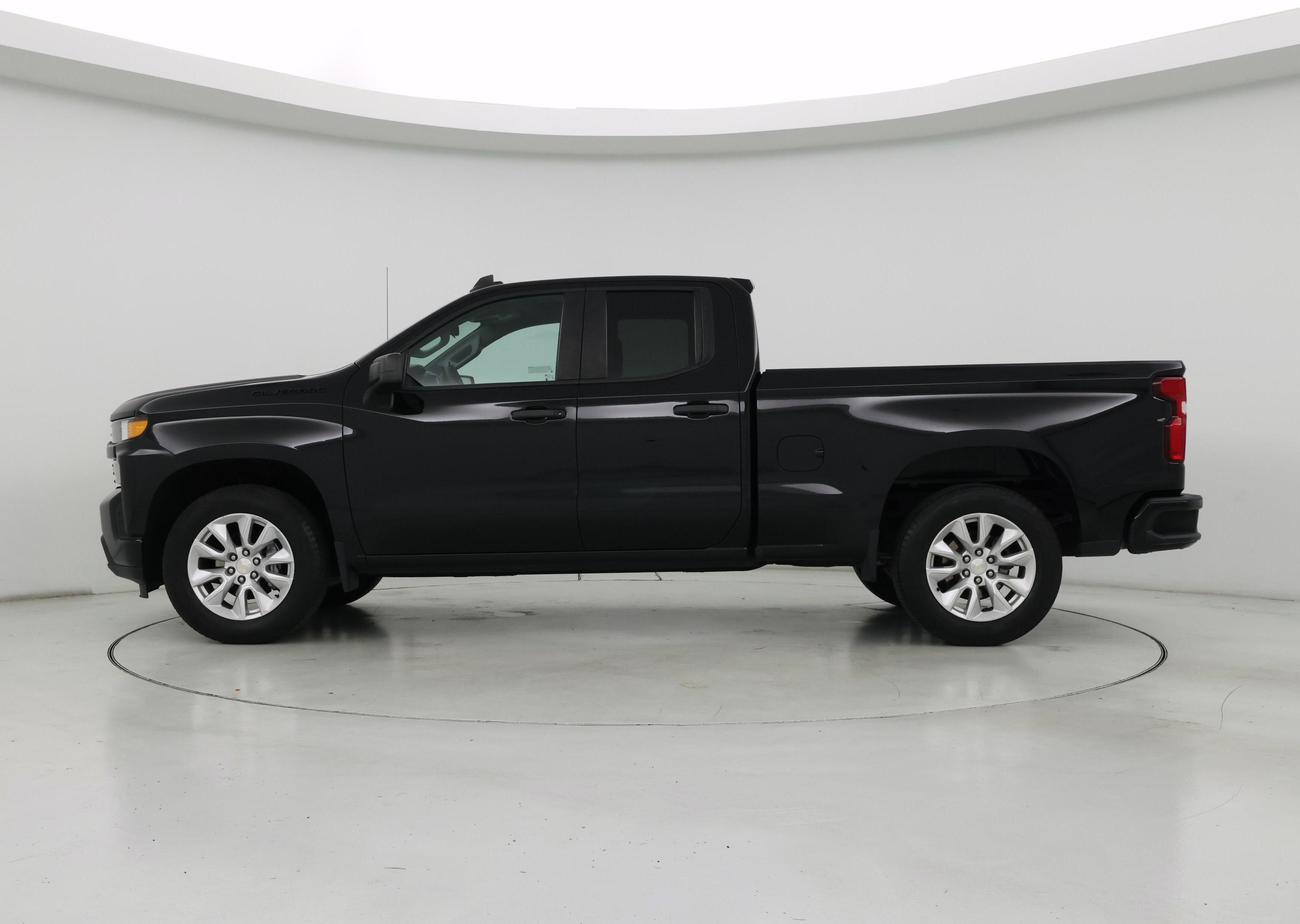 Thumbnail: 2022 Chevrolet Silverado 1500 - 3