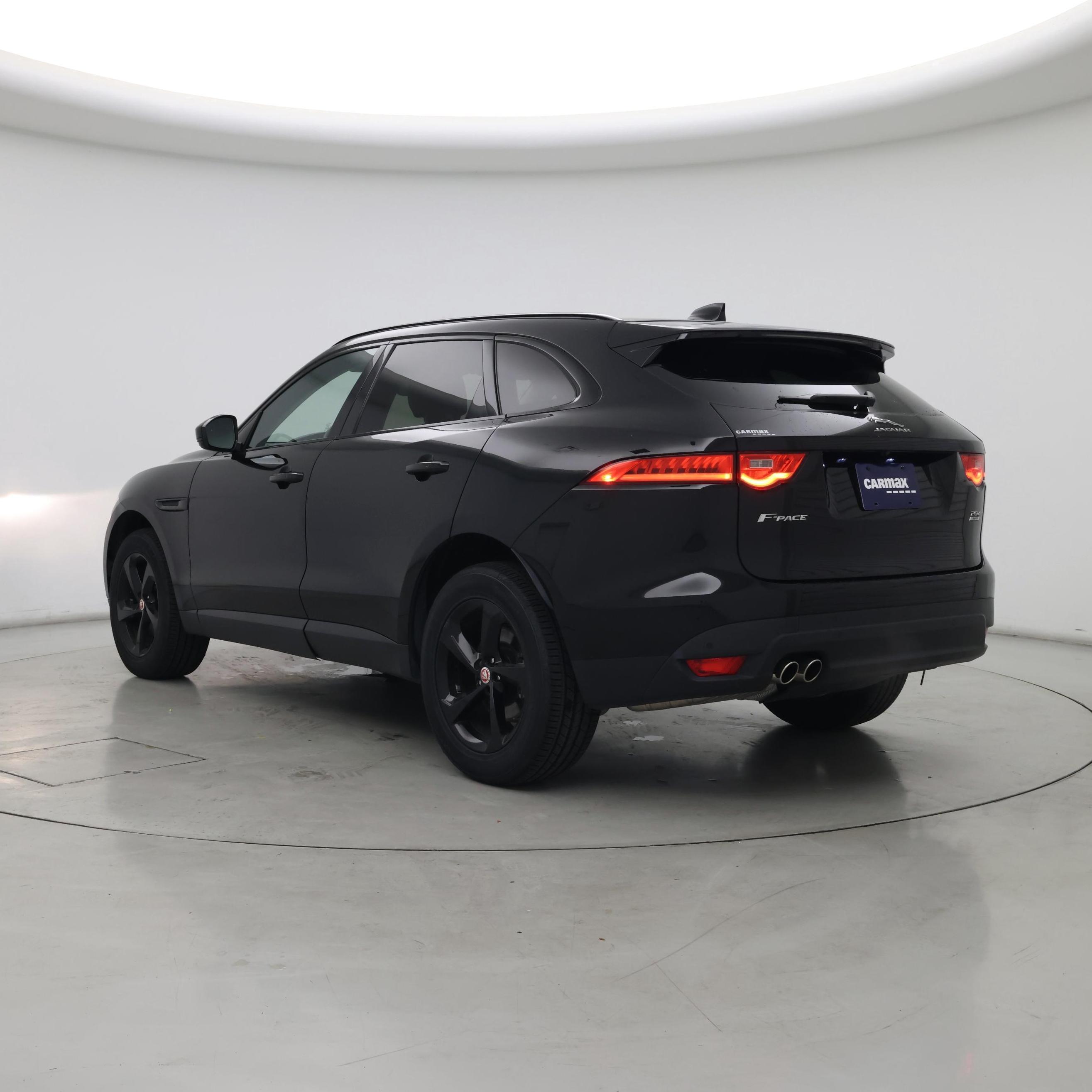 Thumbnail: 2019 Jaguar F-Pace - 2
