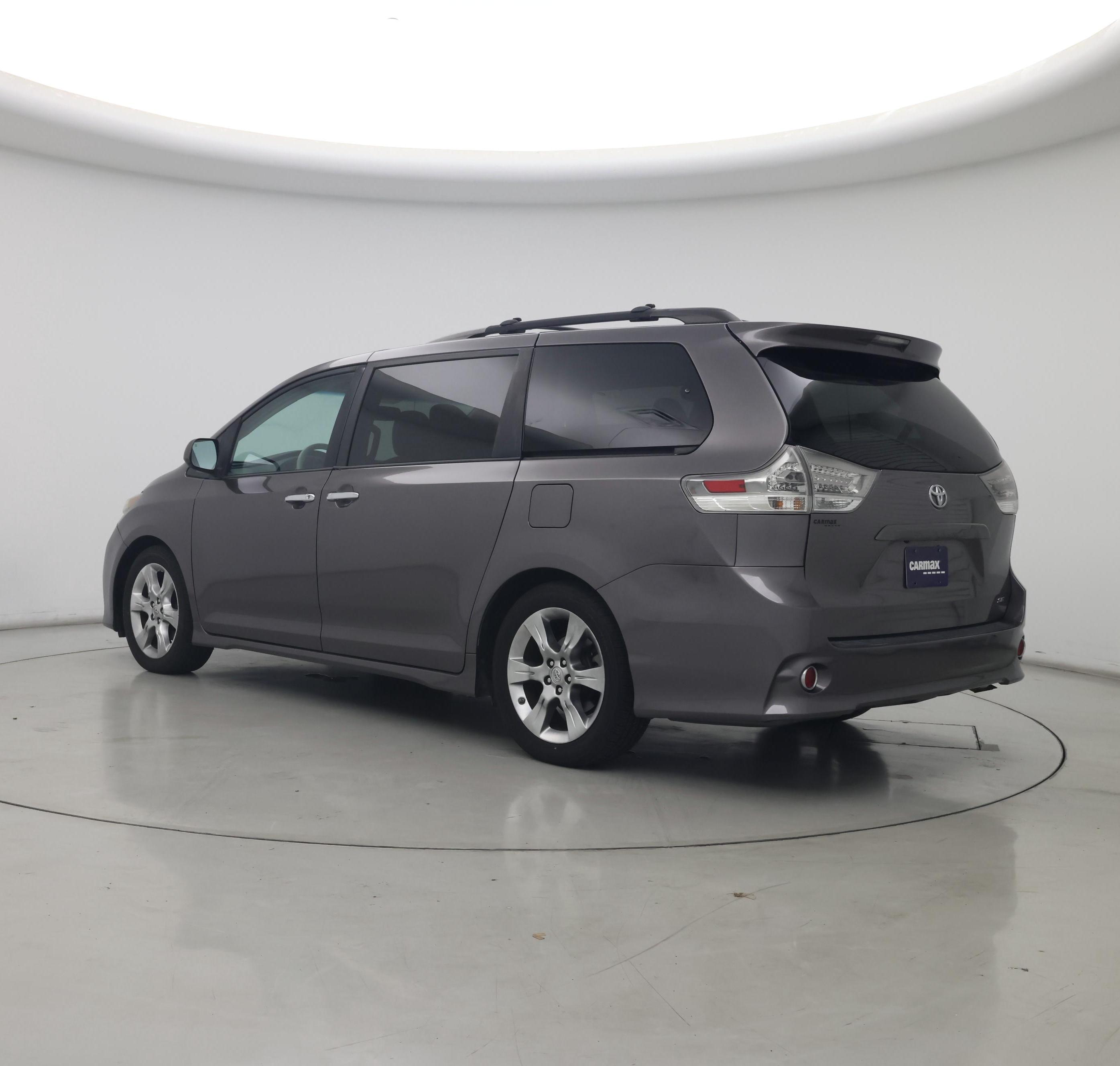 Thumbnail: 2013 Toyota Sienna - 2