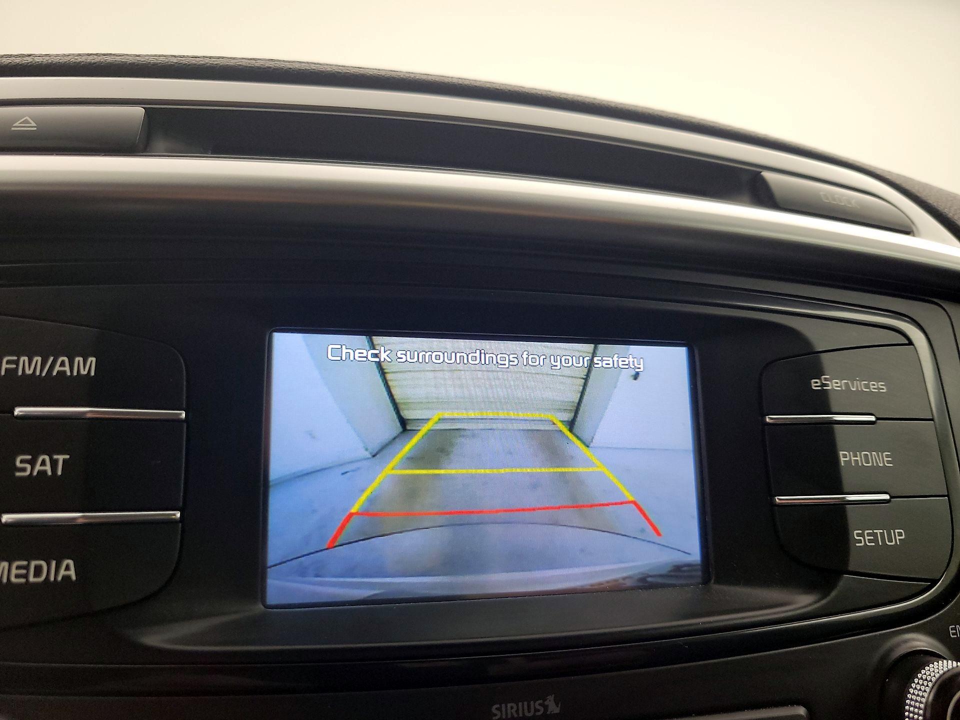 Thumbnail: 2016 Kia Sorento - 14