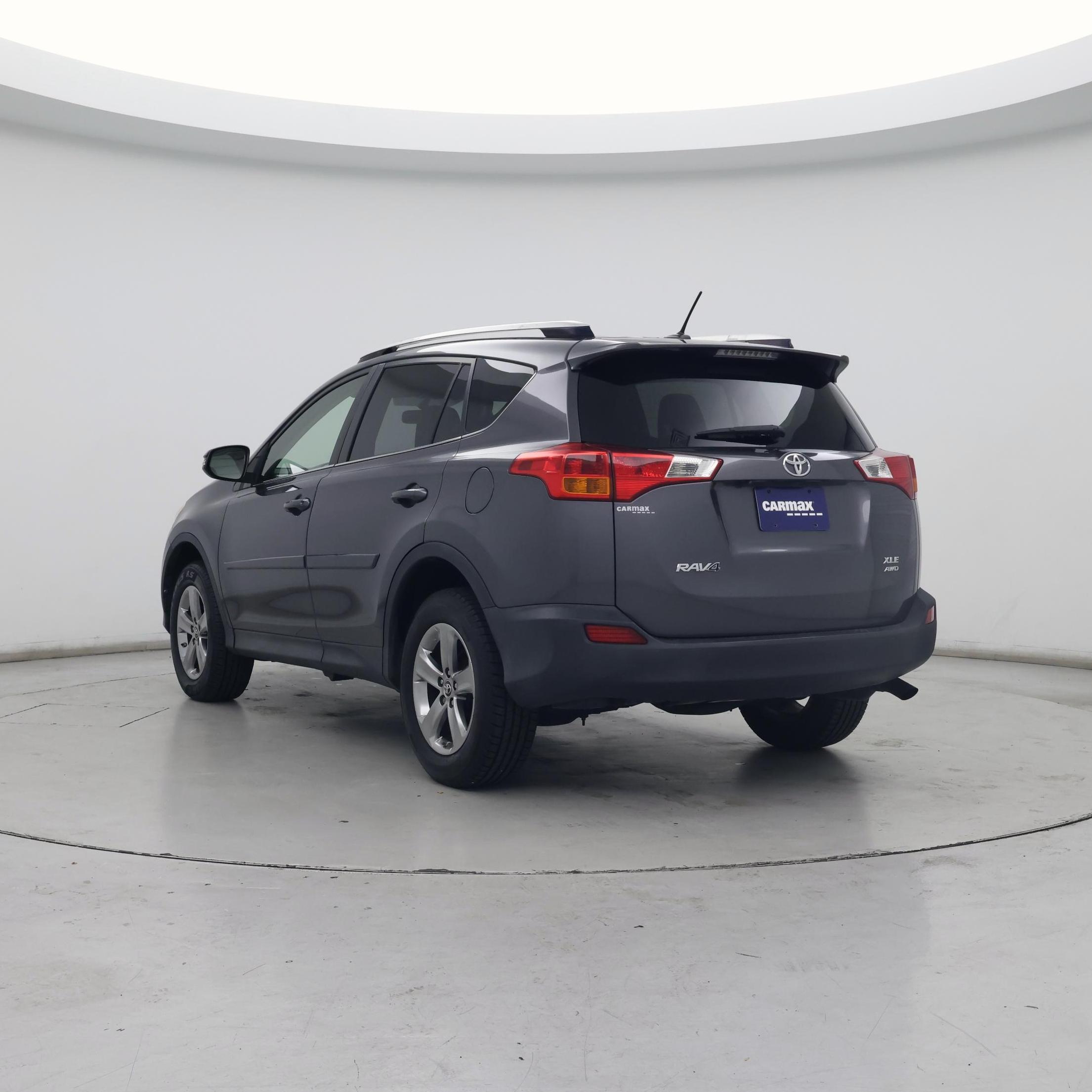 Thumbnail: 2015 Toyota RAV4 - 2