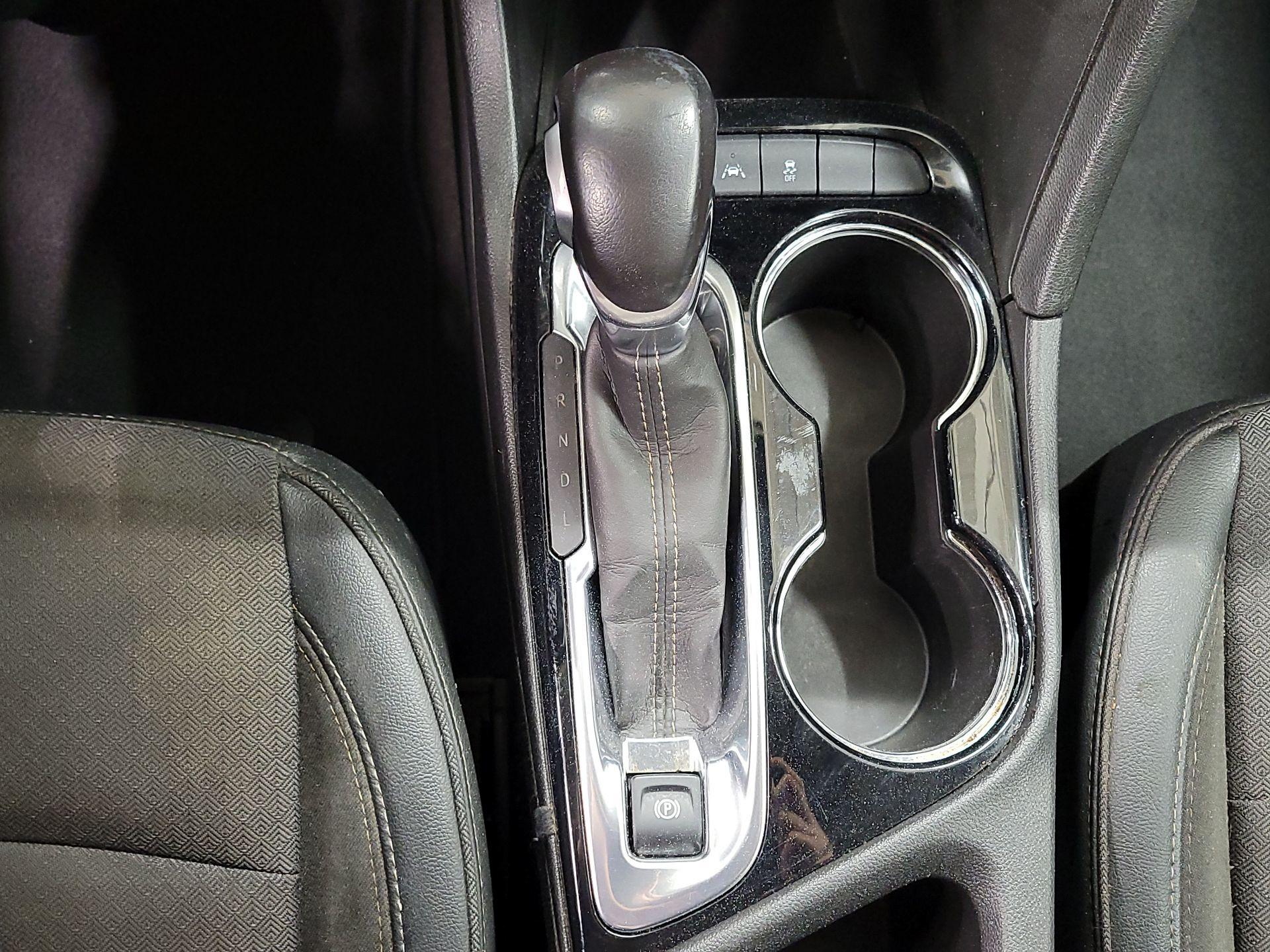 Thumbnail: 2021 Buick Encore GX - 17