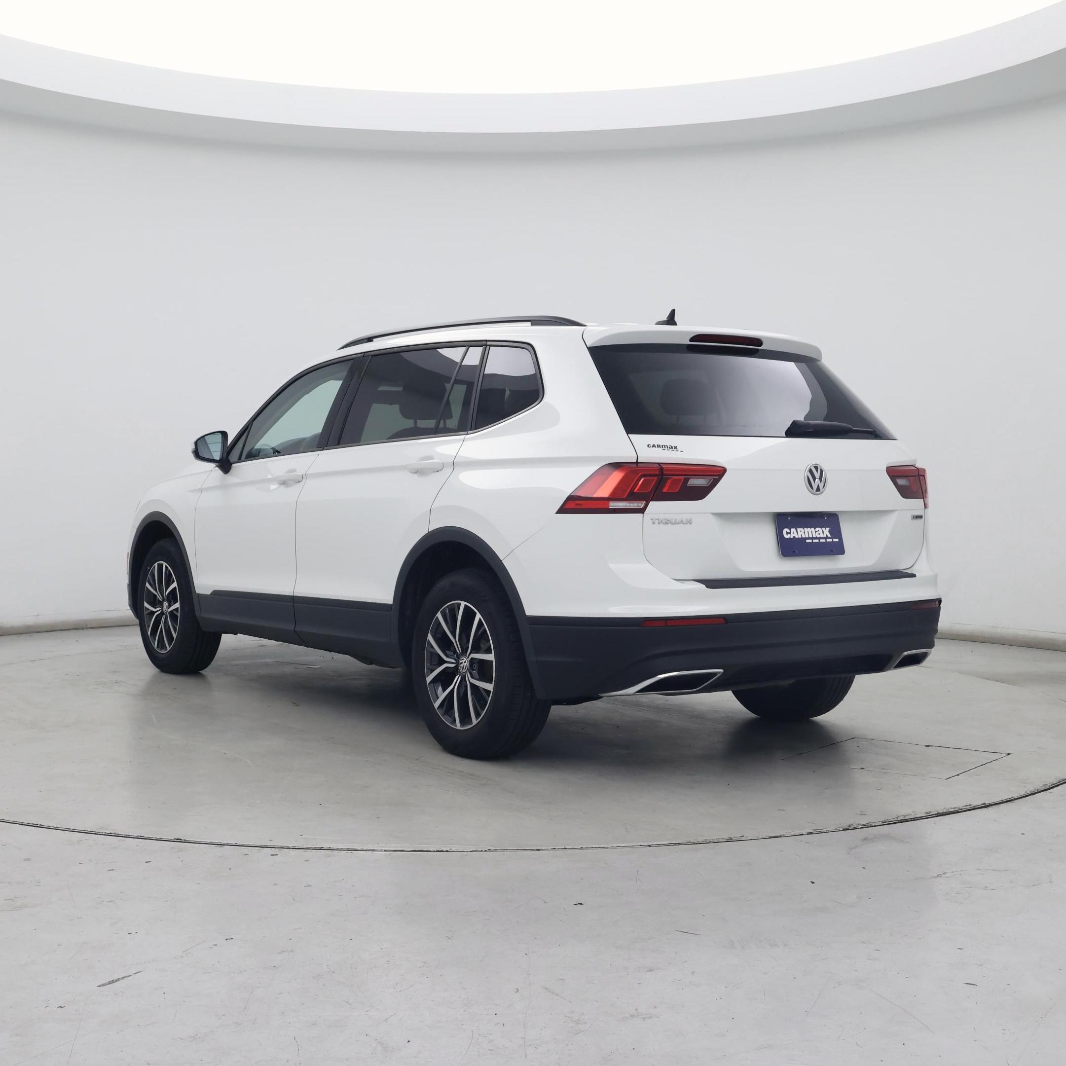 Thumbnail: 2021 Volkswagen Tiguan - 2