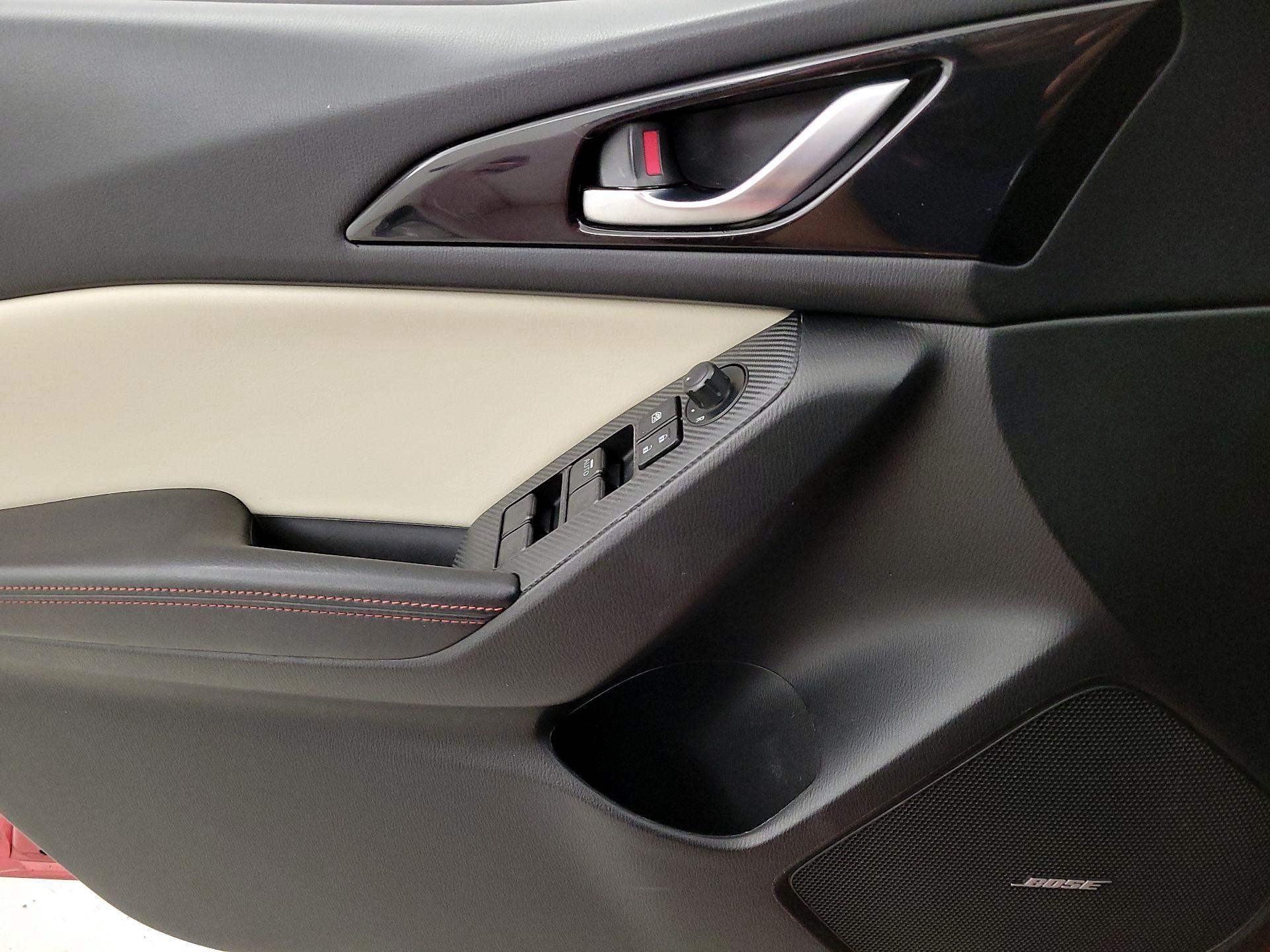 Thumbnail: 2016 Mazda Mazda3 - 12