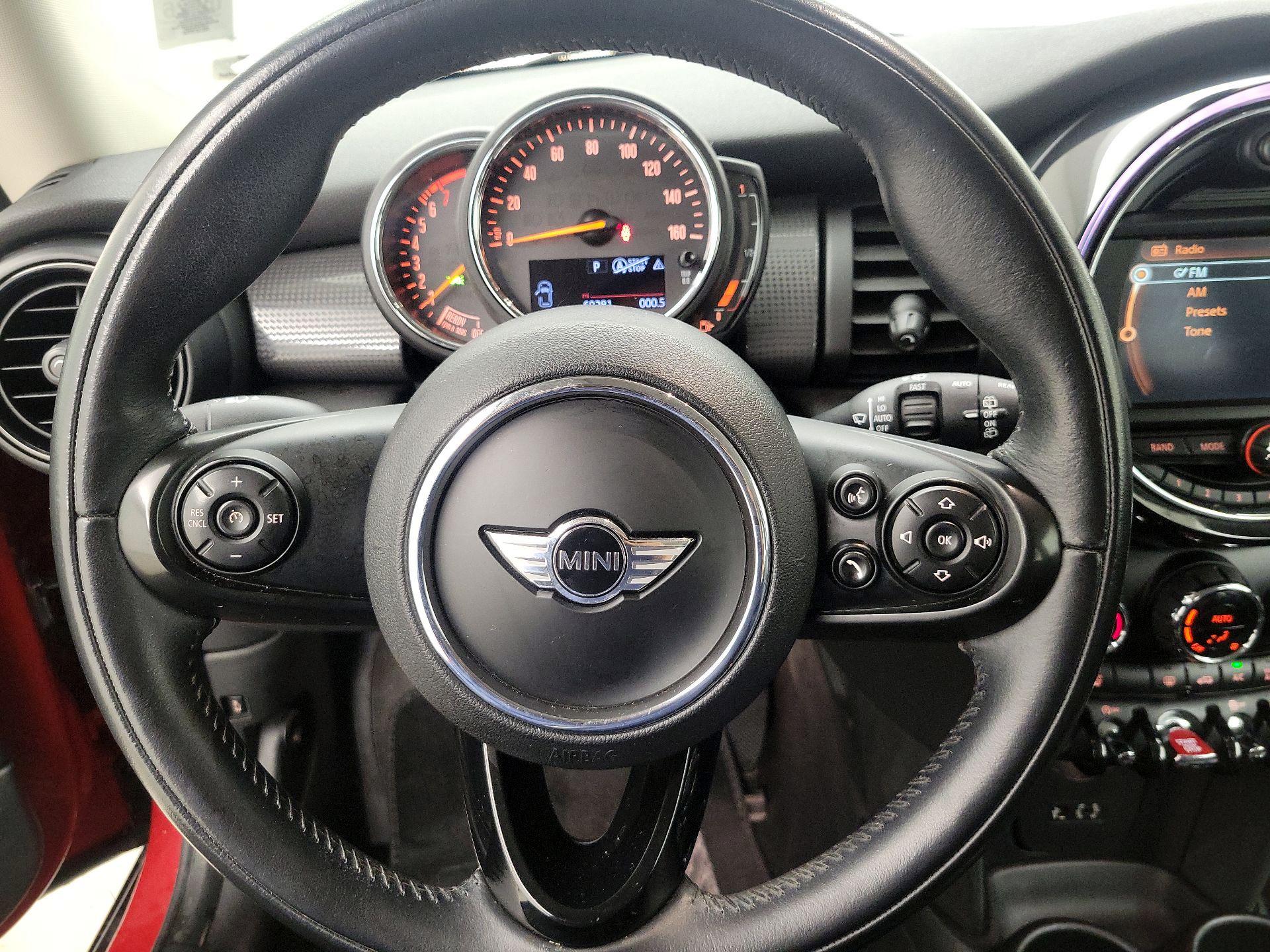 Thumbnail: 2018 MINI Cooper Hardtop - 10