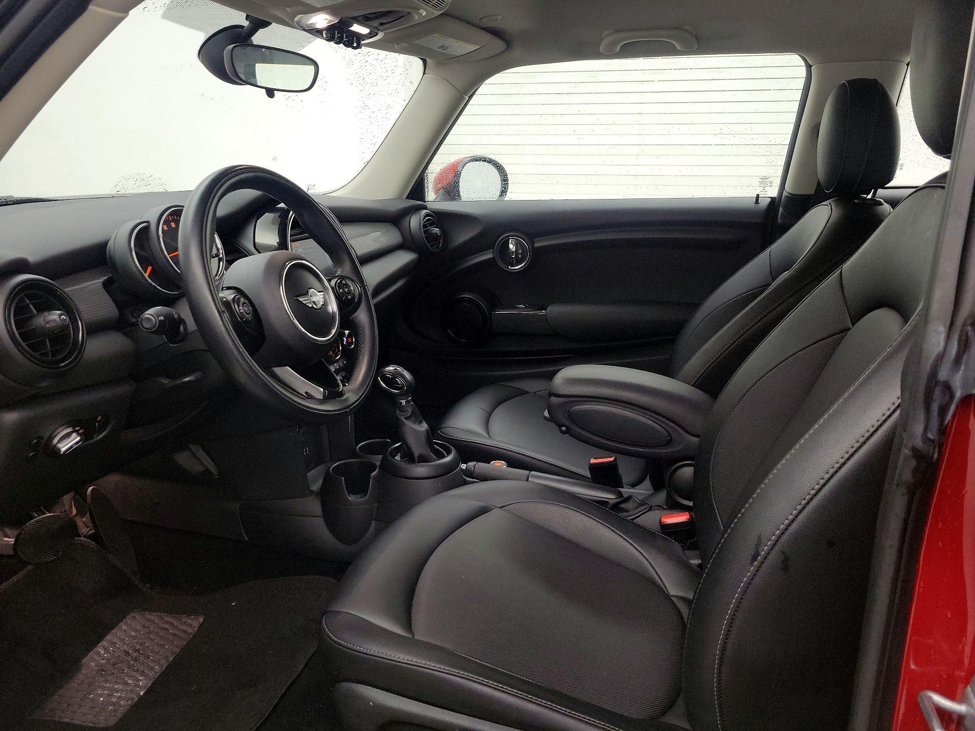 Thumbnail: 2018 MINI Cooper Hardtop - 11