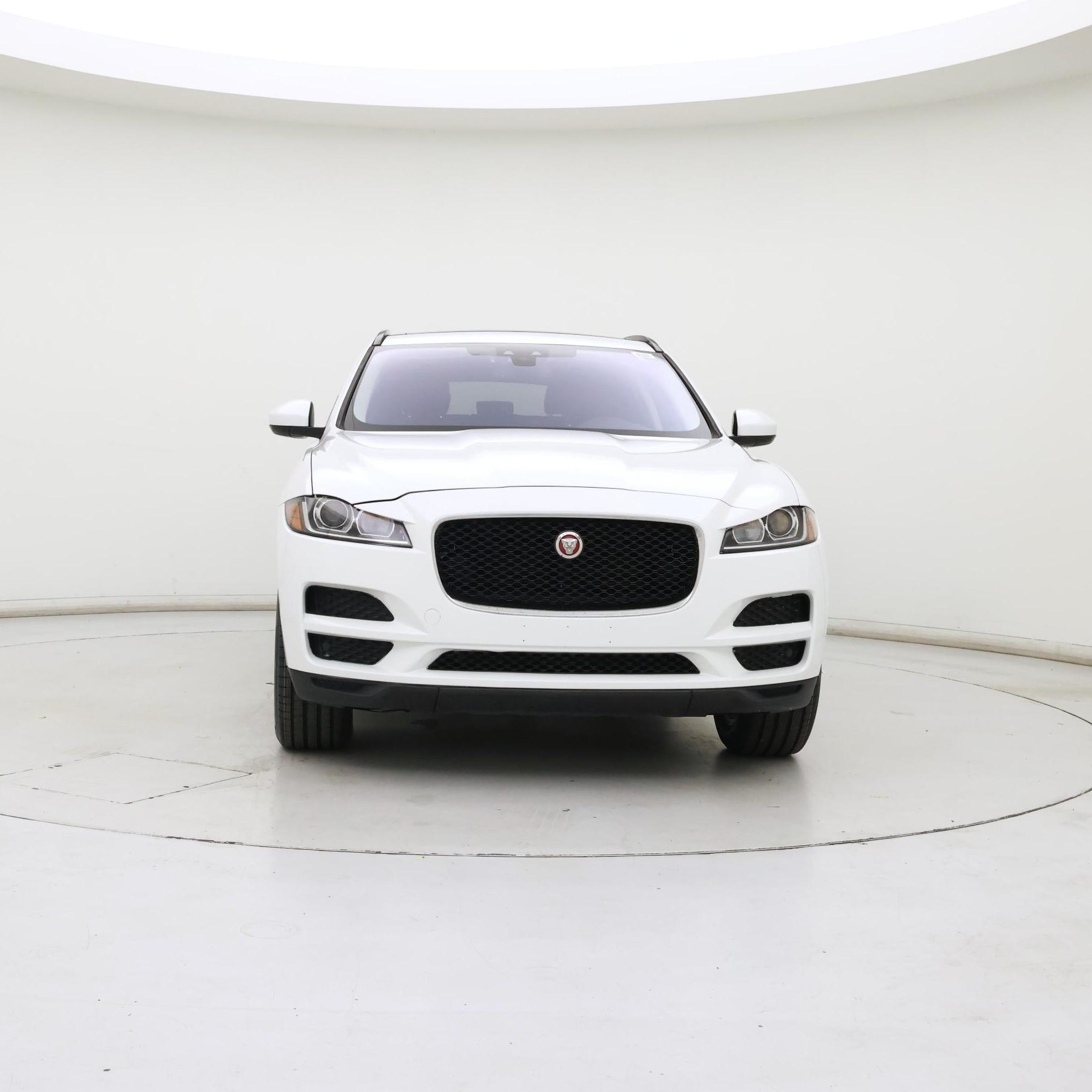 Thumbnail: 2017 Jaguar F-Pace - 5