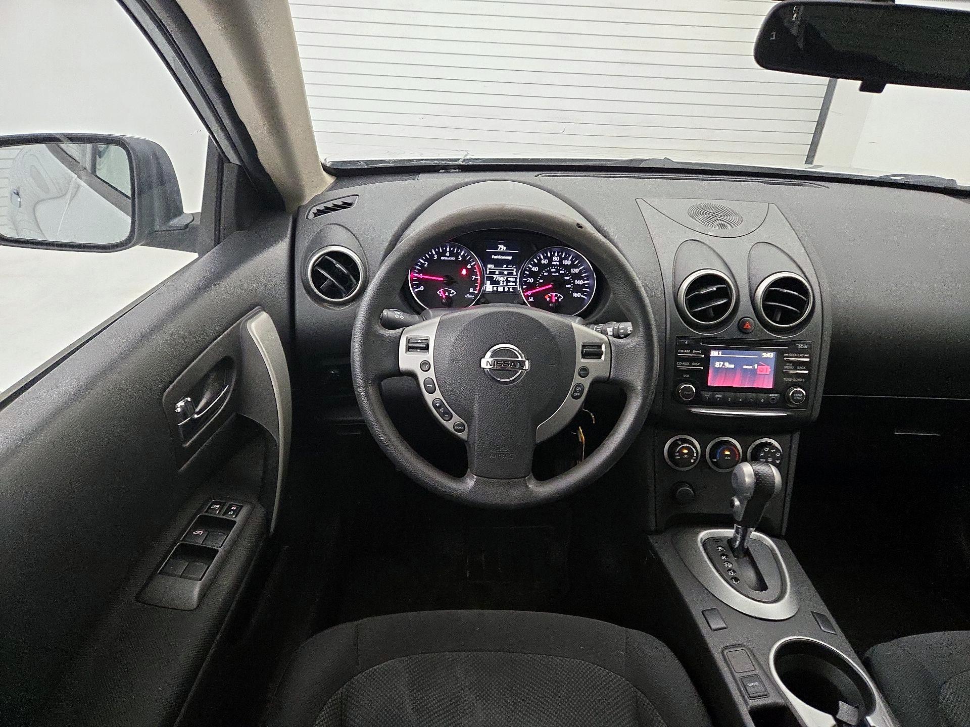 Thumbnail: 2015 Nissan Rogue - 10