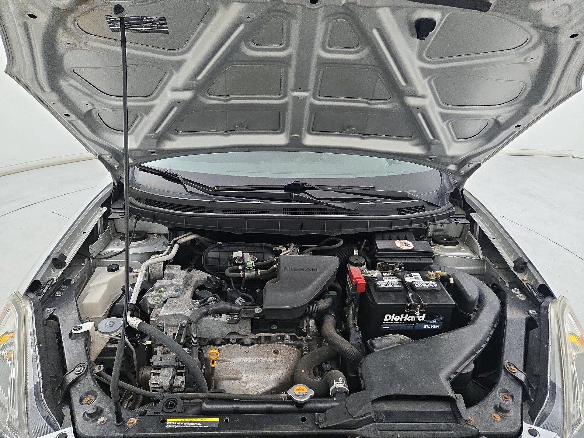 Thumbnail: 2015 Nissan Rogue - 19