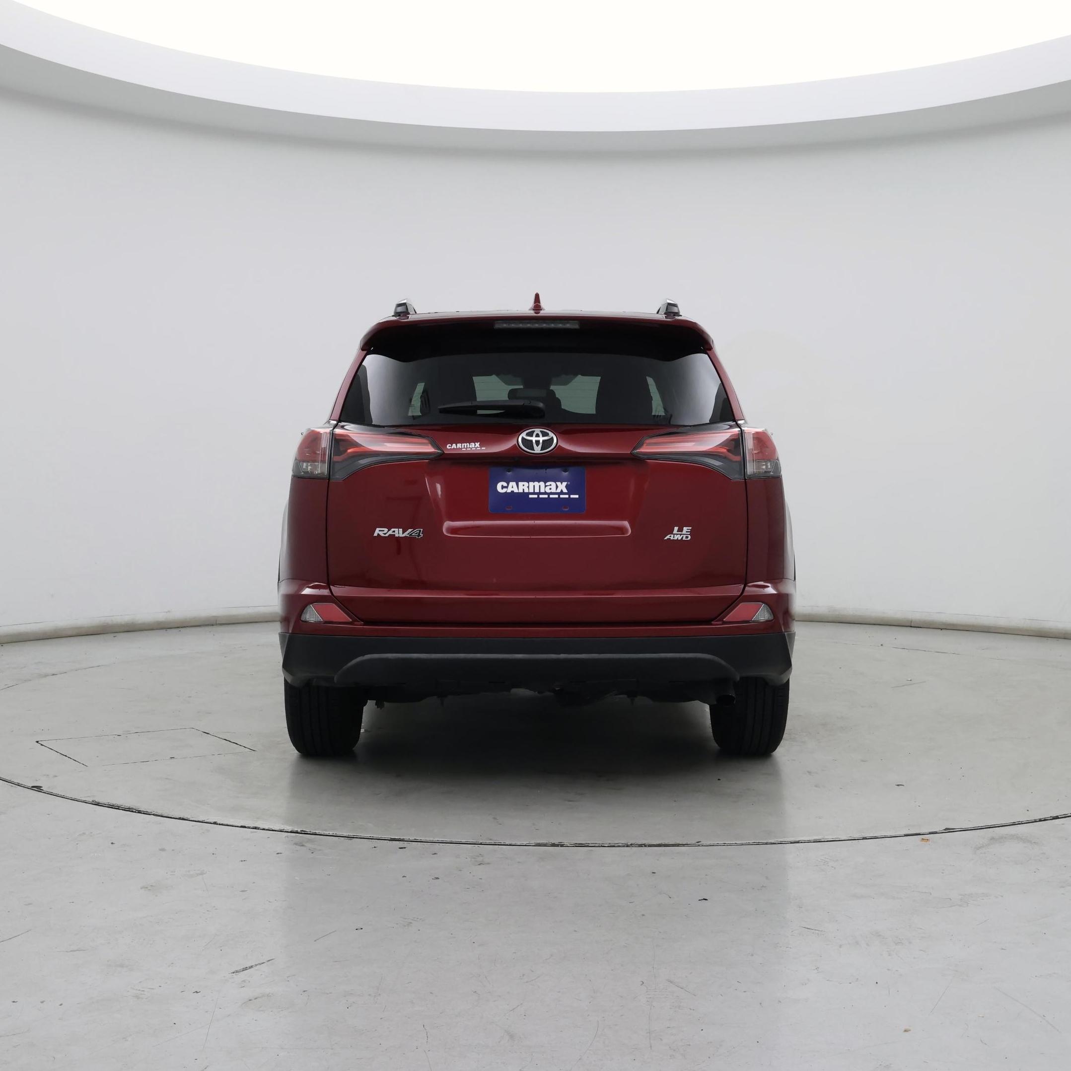Thumbnail: 2018 Toyota RAV4 - 6