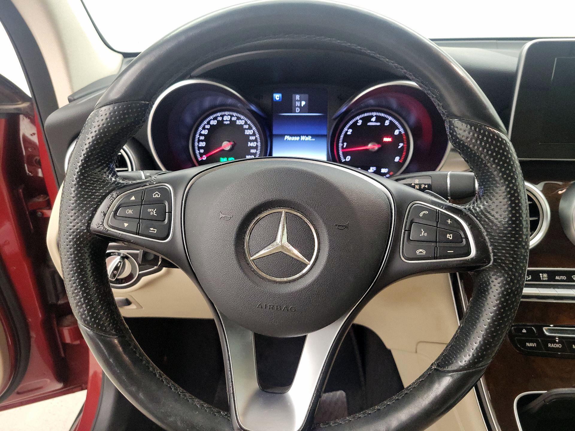 Thumbnail: 2016 Mercedes-Benz GLC - 10