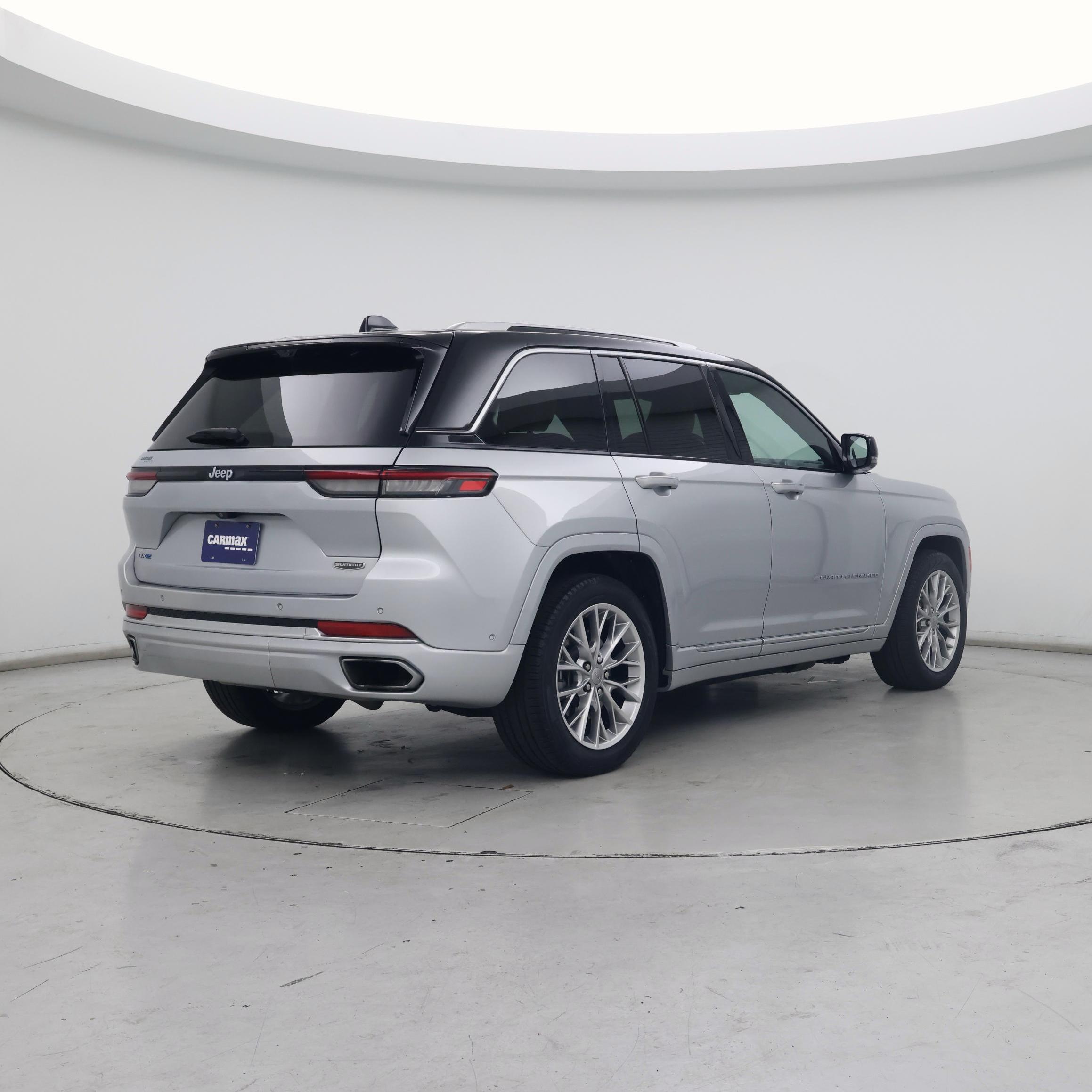 Thumbnail: 2022 Jeep Grand Cherokee - 8