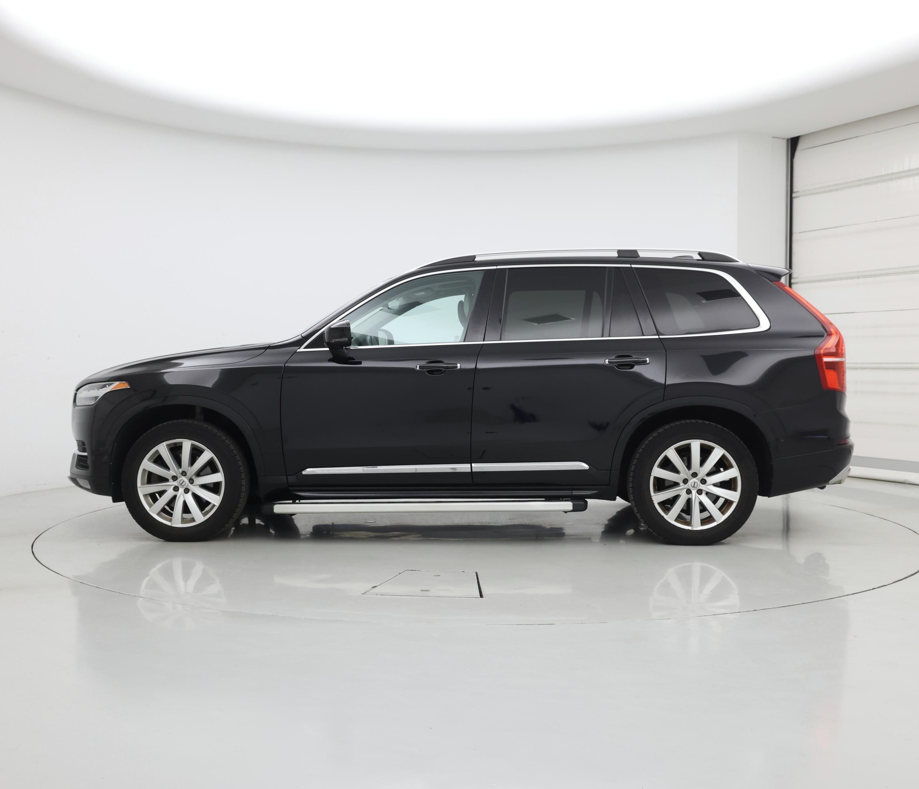Thumbnail: 2017 Volvo XC90 - 3