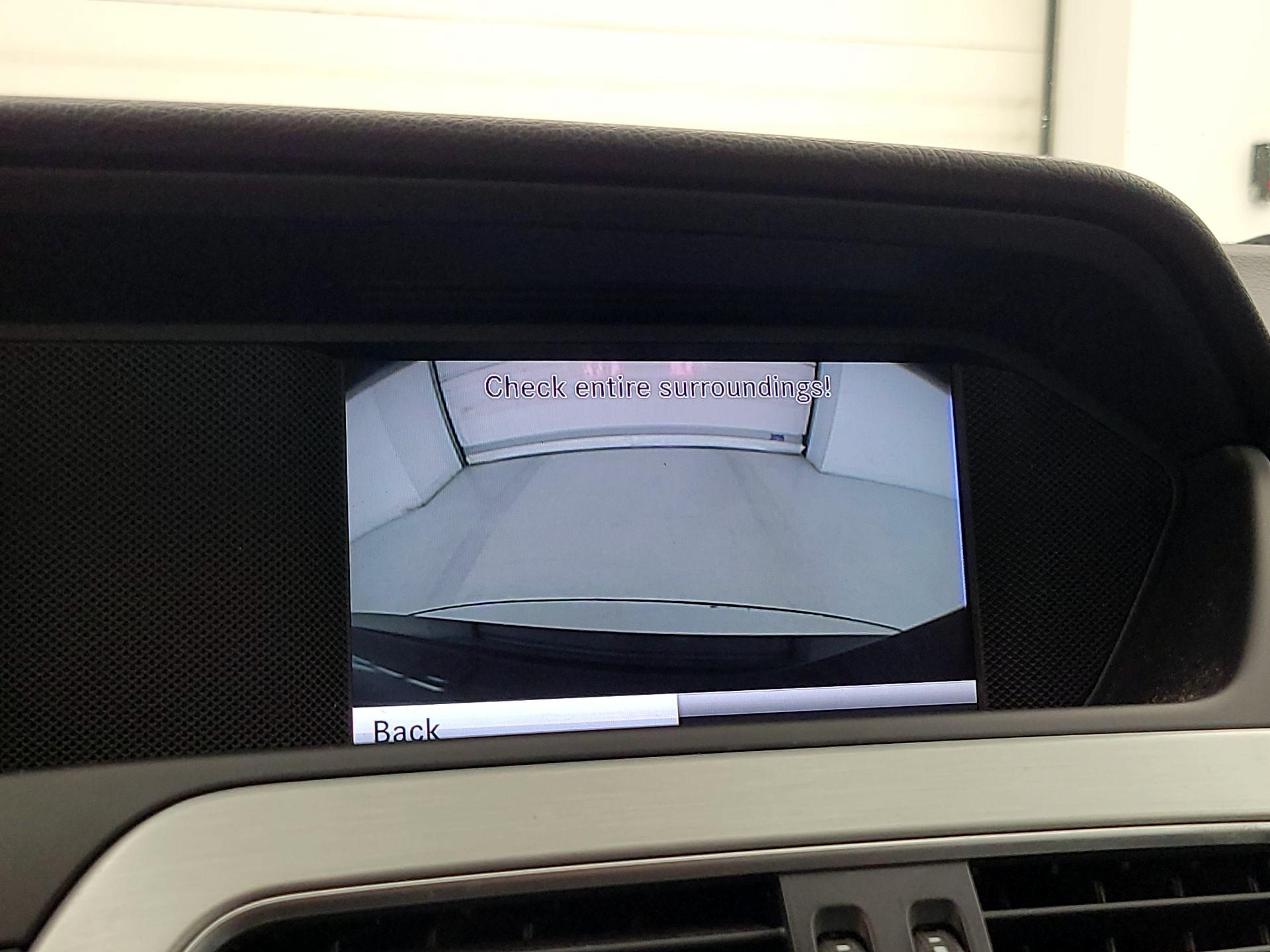 Thumbnail: 2014 Mercedes-Benz C-Class - 15