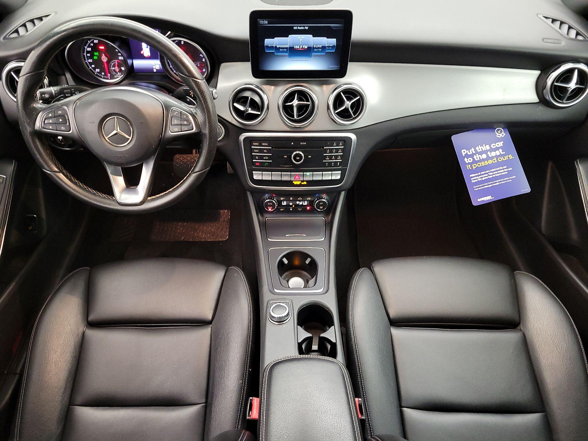 Thumbnail: 2018 Mercedes-Benz GLA - 9
