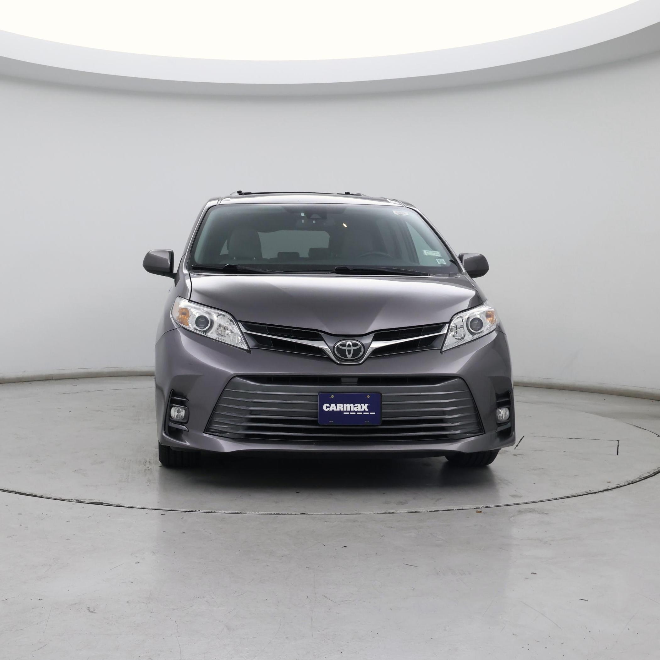 Thumbnail: 2018 Toyota Sienna - 5