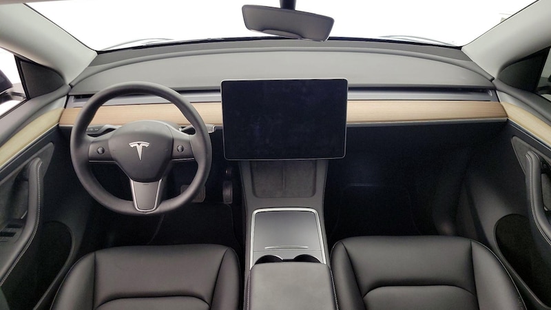 2023 Tesla Model Y Long Range 9