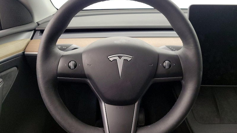 2023 Tesla Model Y Long Range 10