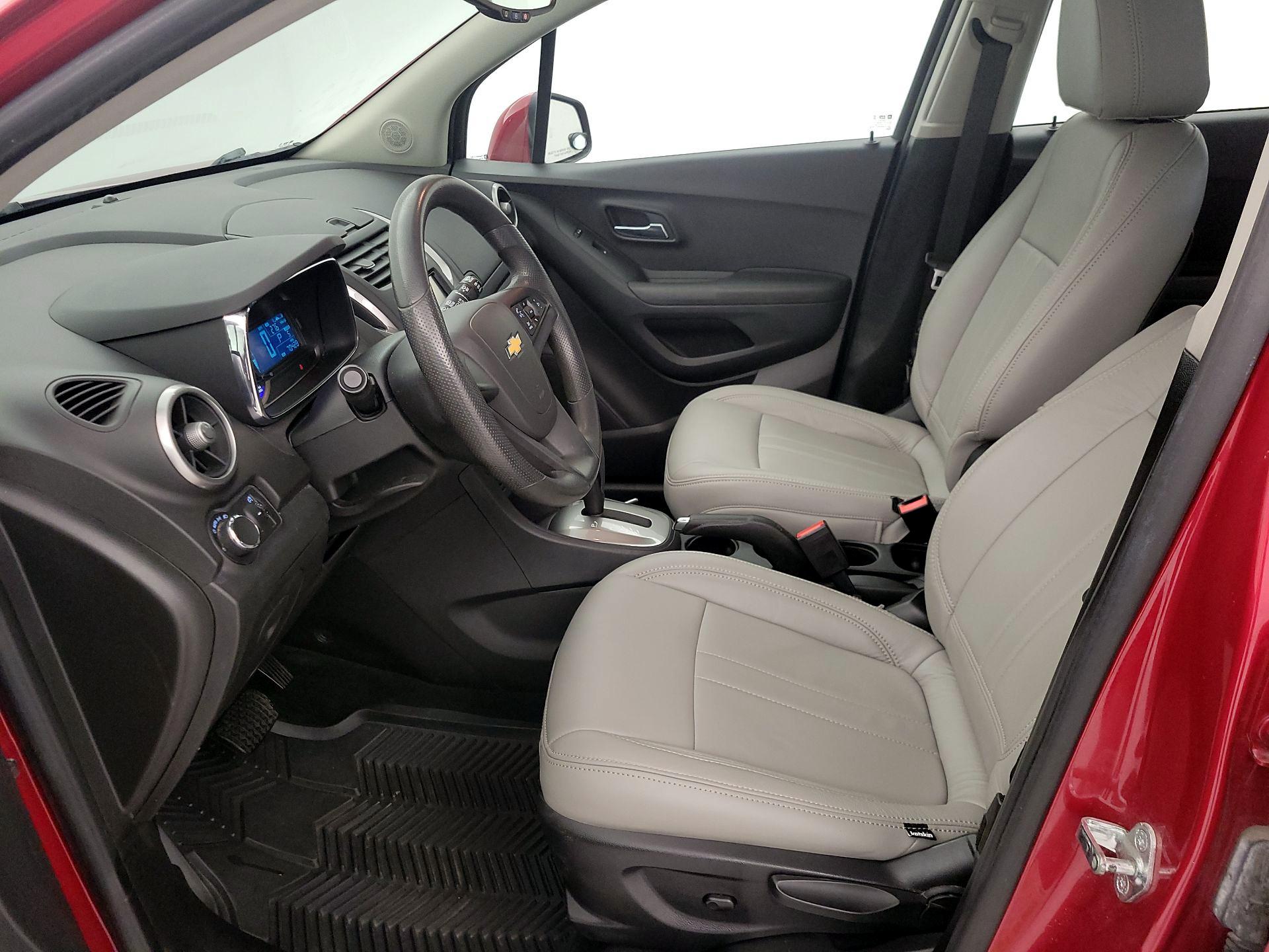 Thumbnail: 2015 Chevrolet Trax - 11
