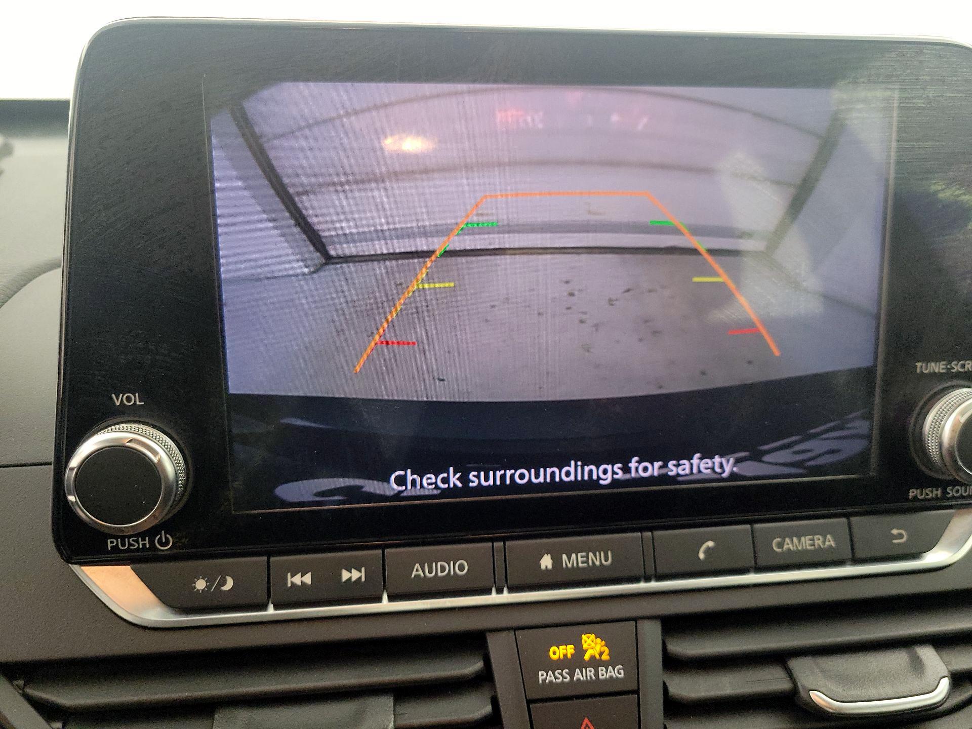 Thumbnail: 2019 Nissan Altima - 13