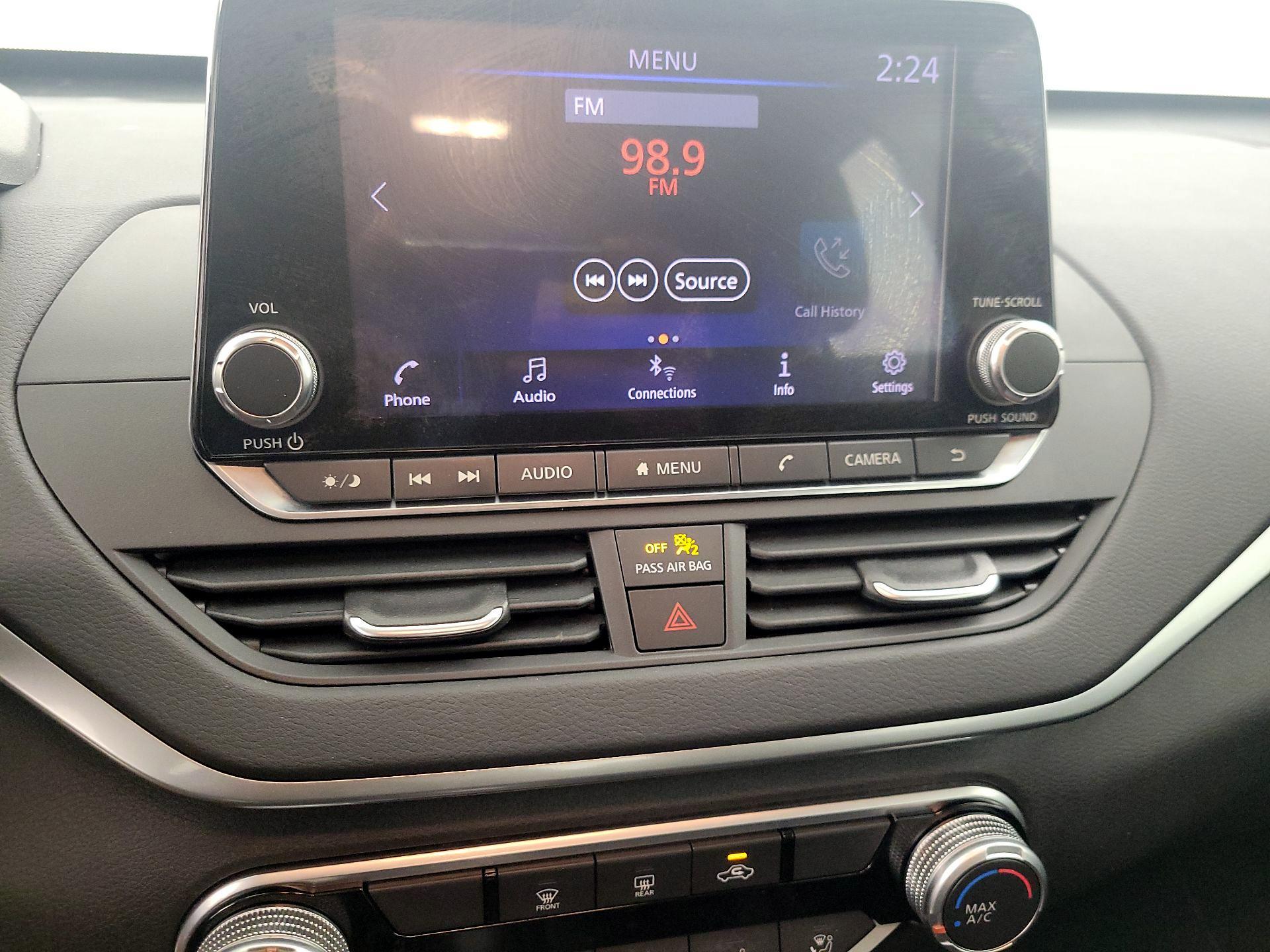 Thumbnail: 2019 Nissan Altima - 14