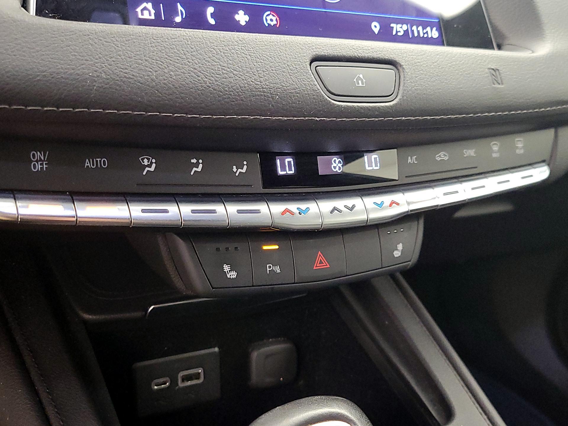 Thumbnail: 2019 Cadillac XT4 - 16