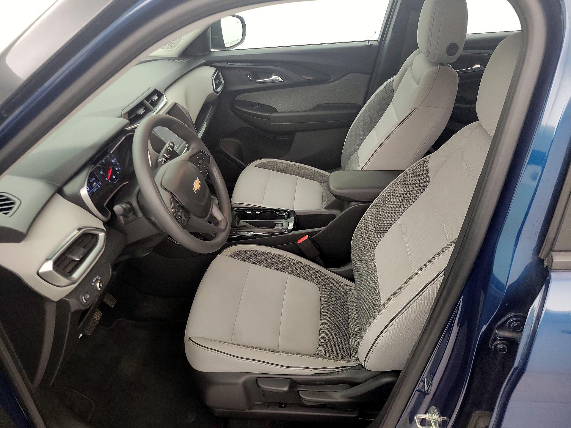 Thumbnail: 2021 Chevrolet TrailBlazer - 11