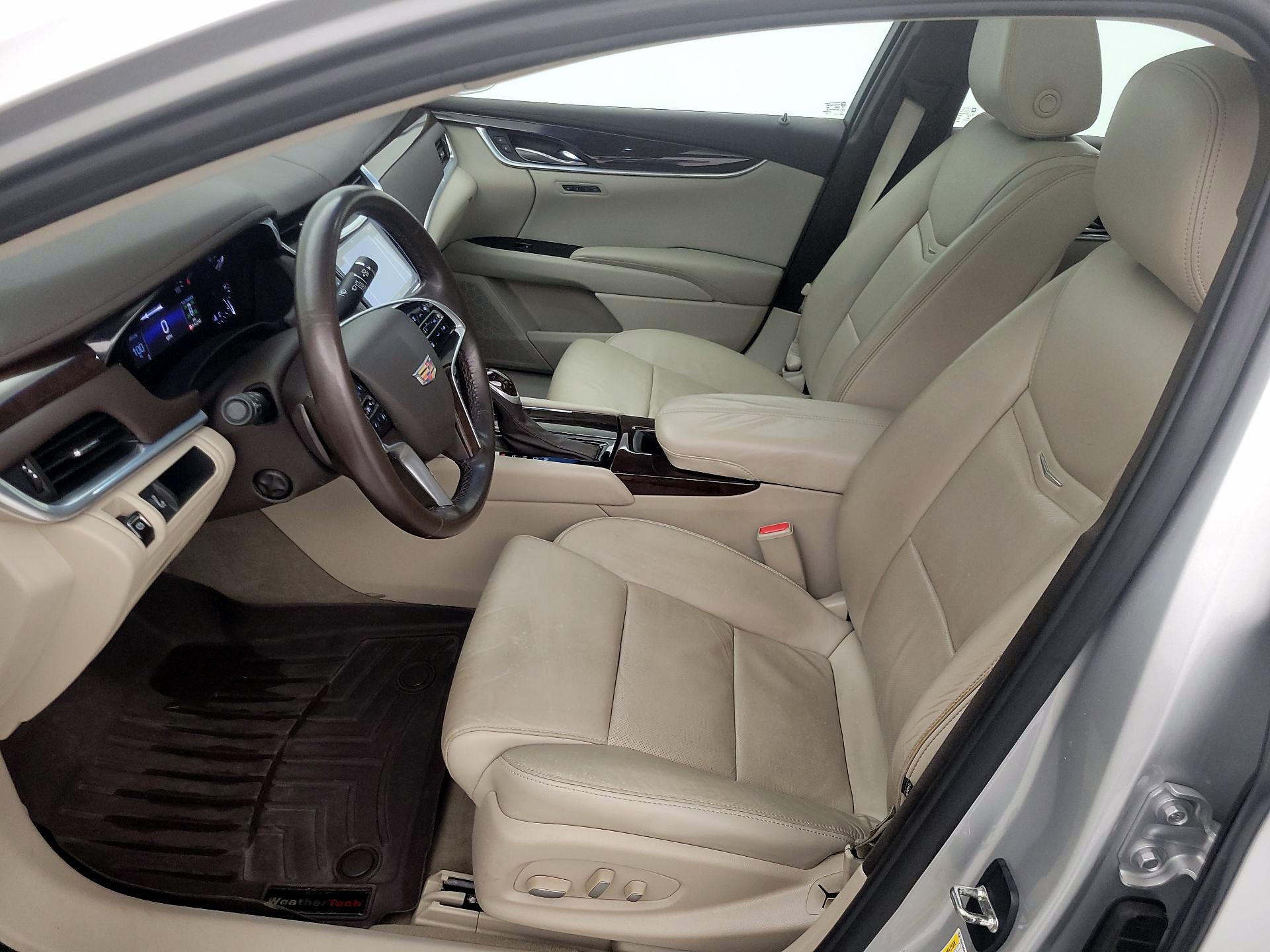 Thumbnail: 2016 Cadillac XTS - 11