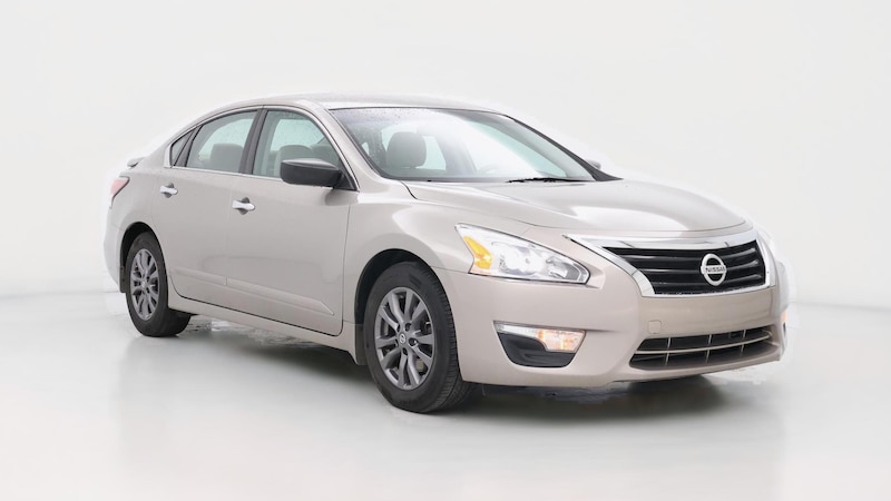 2015 Nissan Altima S Hero Image