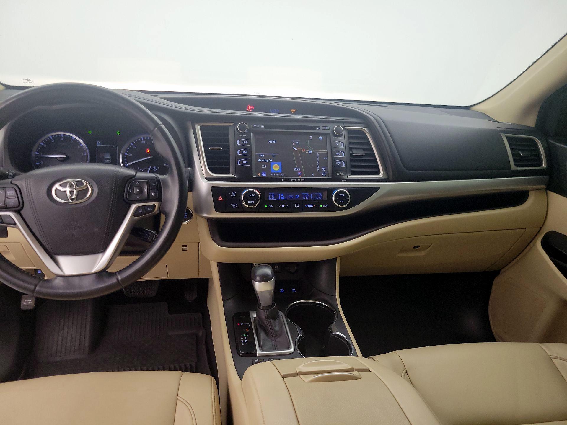Thumbnail: 2017 Toyota Highlander - 9