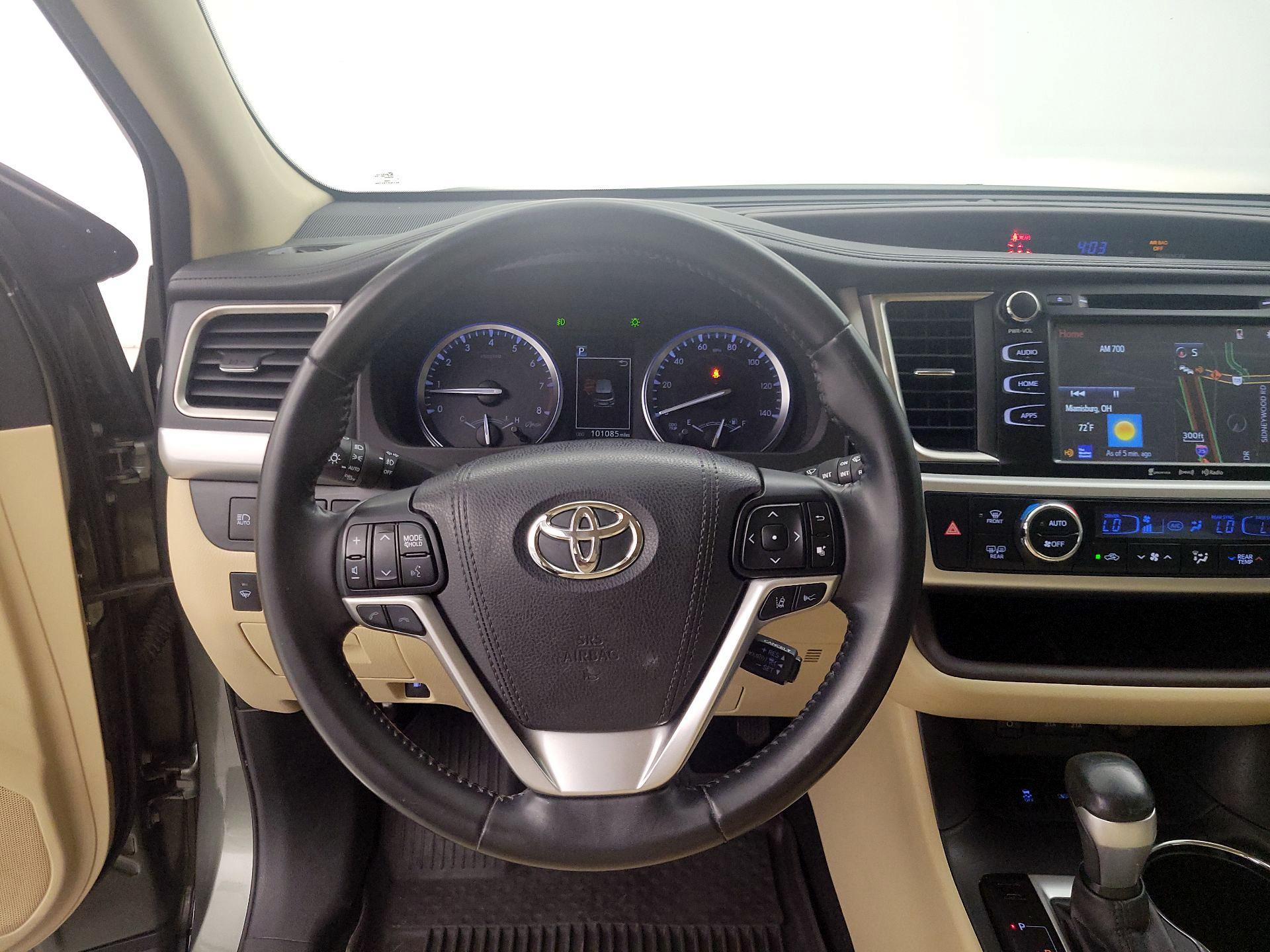 Thumbnail: 2017 Toyota Highlander - 10