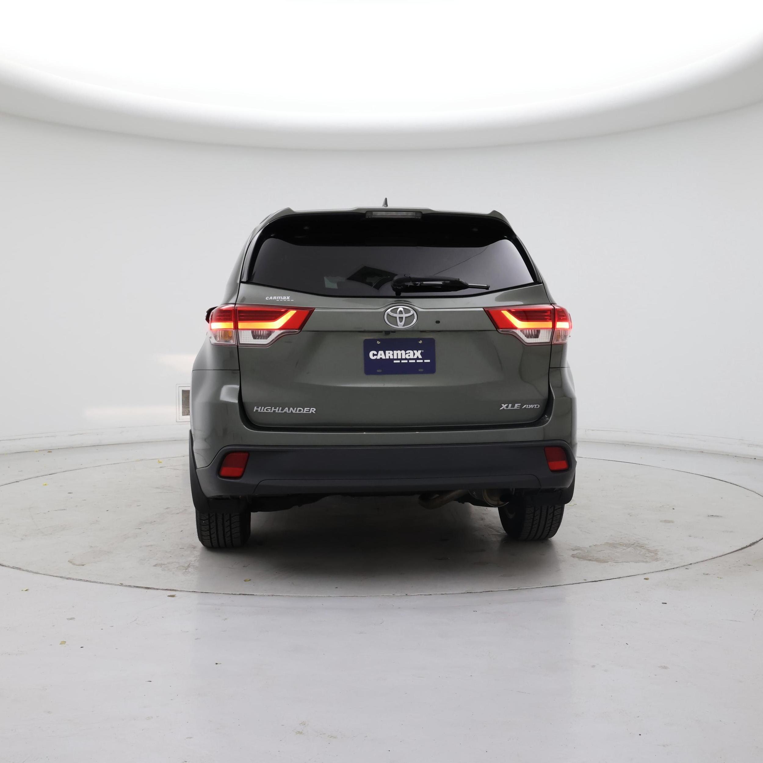 Thumbnail: 2017 Toyota Highlander - 6