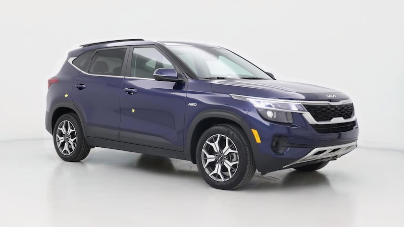 2022 Kia Seltos EX Hero Image