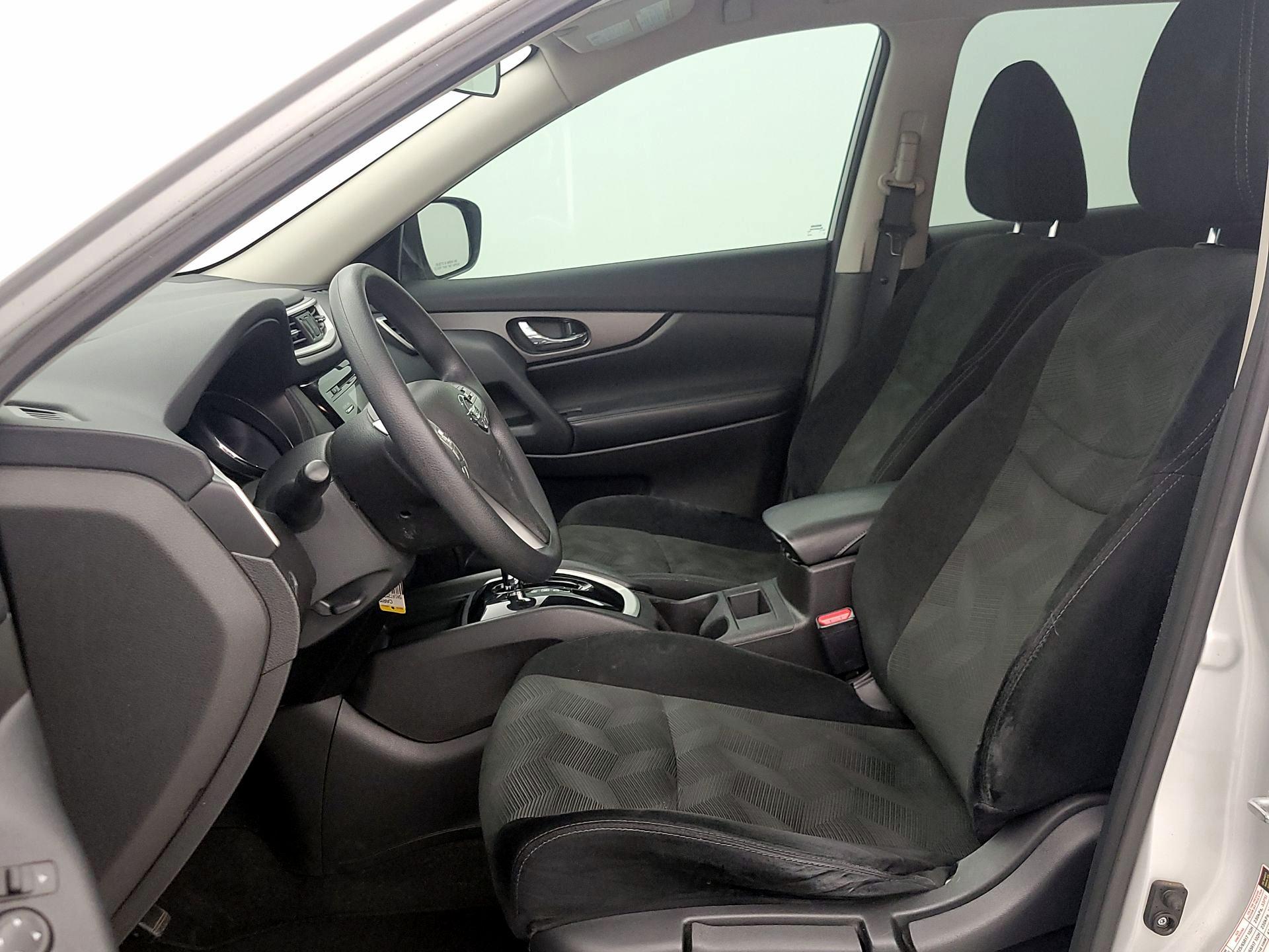 Thumbnail: 2015 Nissan Rogue - 11