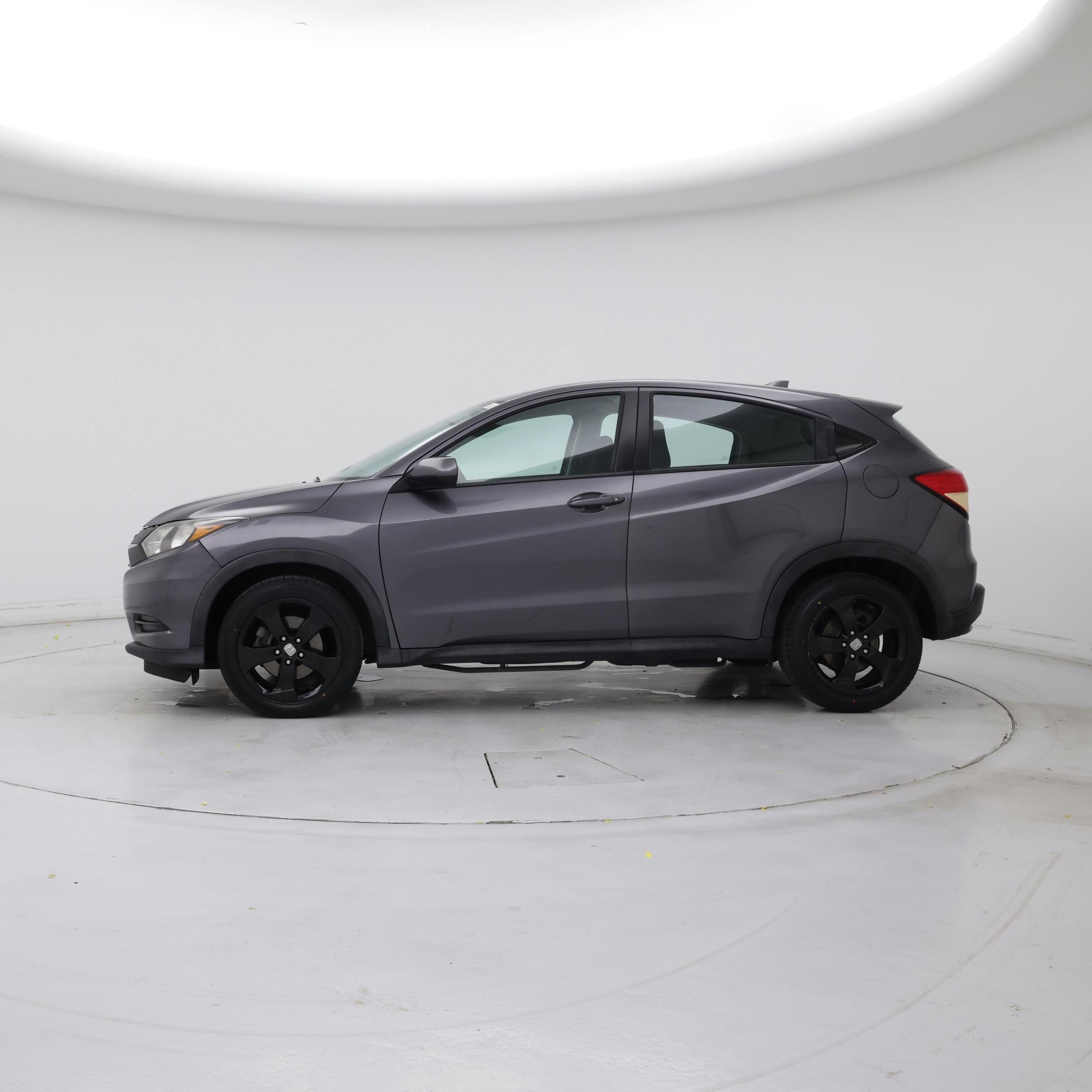 Thumbnail: 2016 Honda HR-V - 3