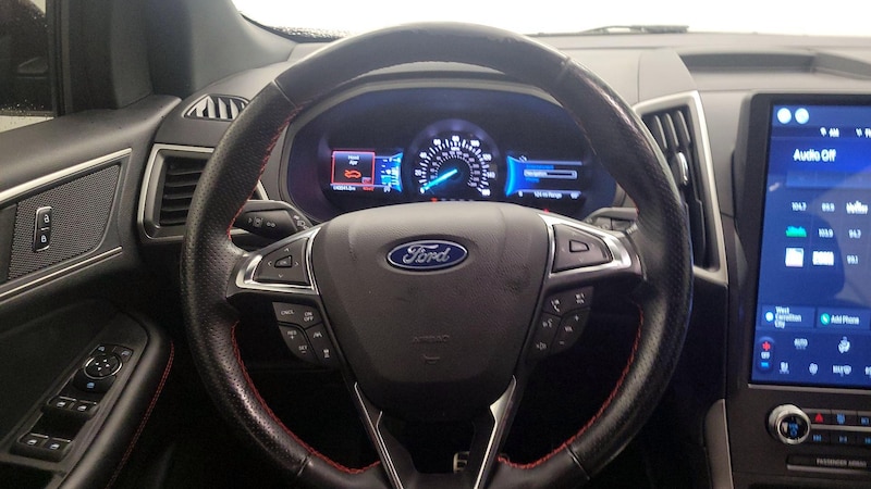 2022 Ford Edge  10