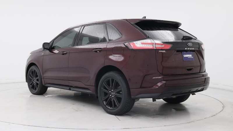 2022 Ford Edge  2