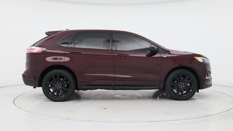 2022 Ford Edge  7