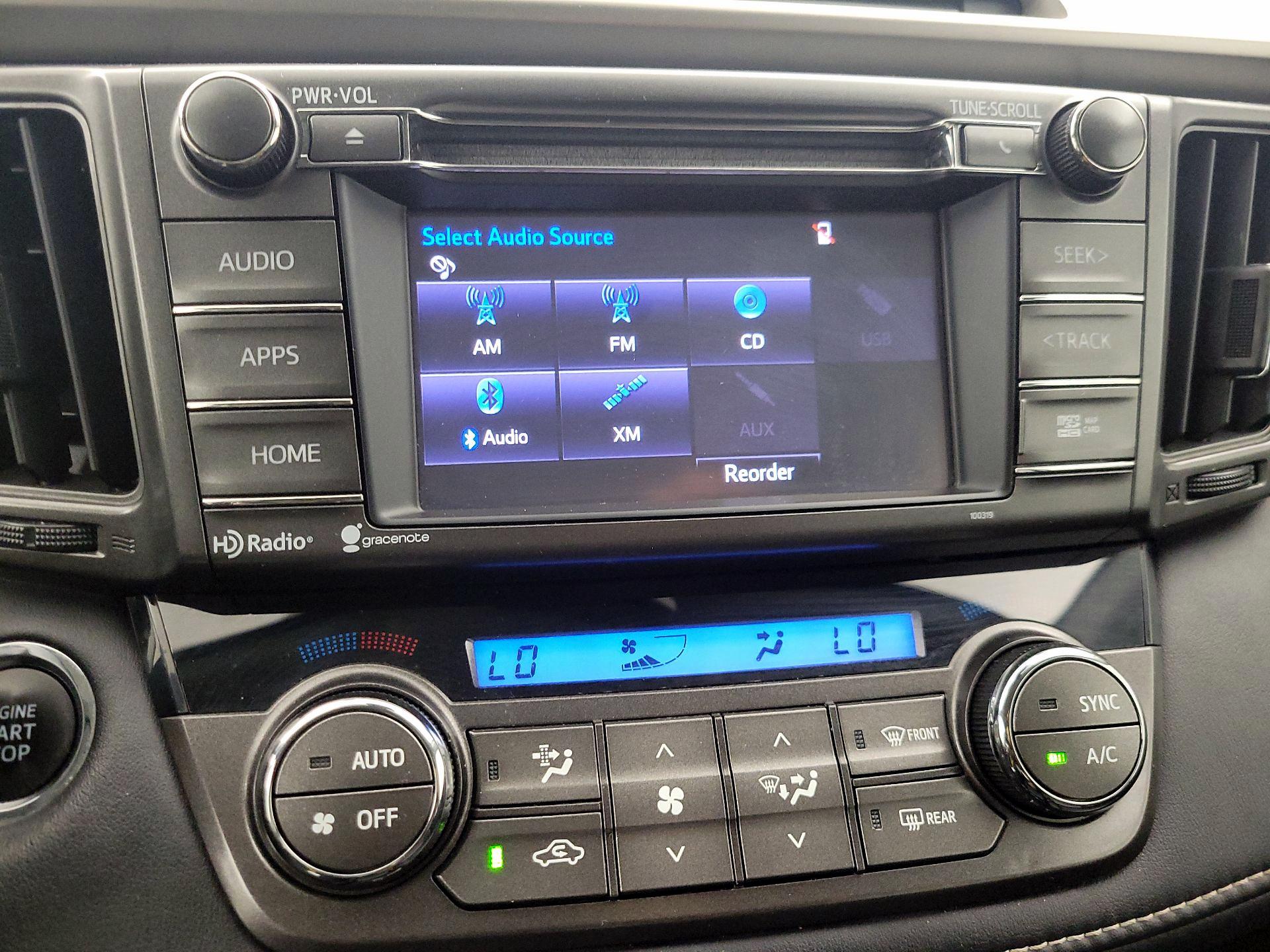 Thumbnail: 2015 Toyota RAV4 - 14