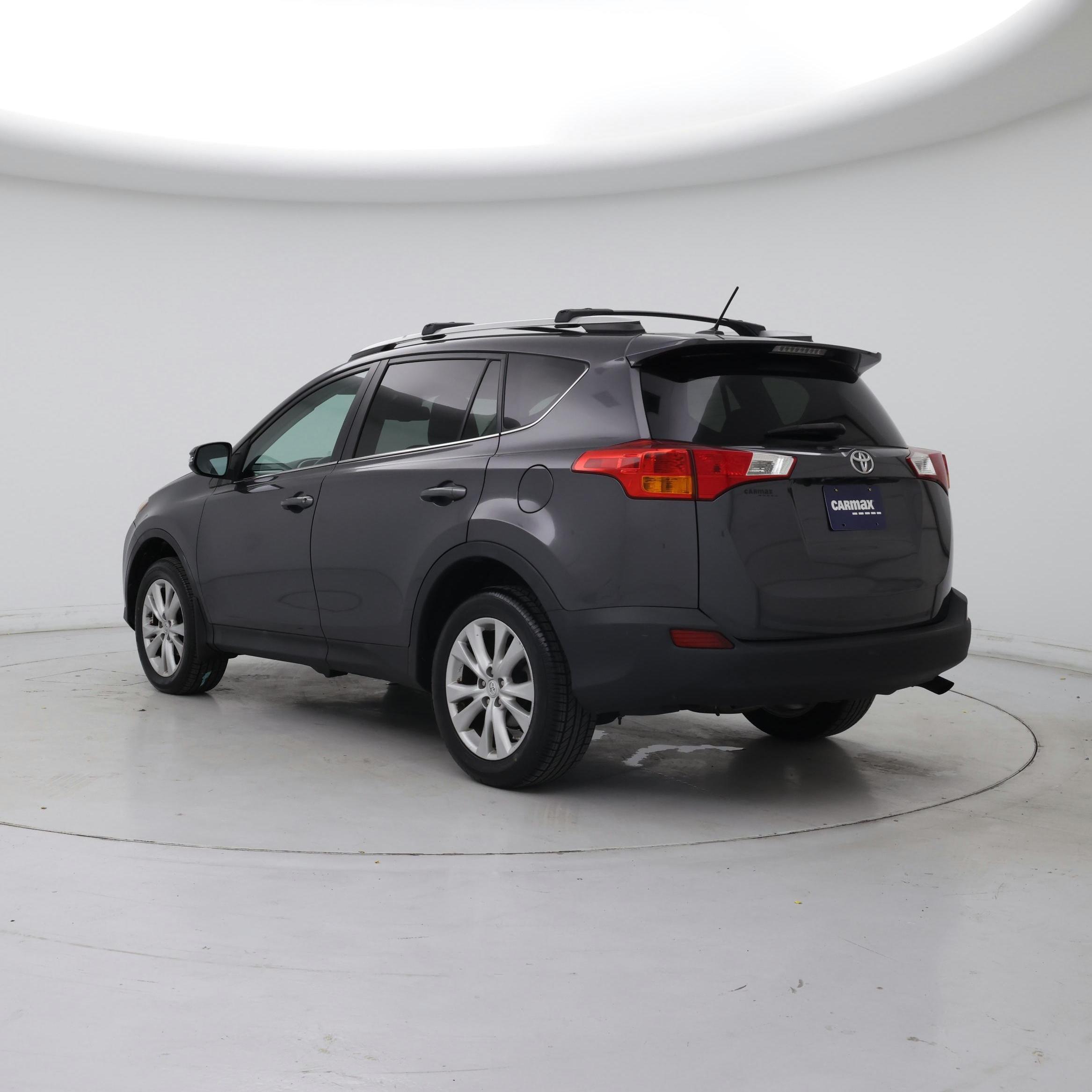 Thumbnail: 2015 Toyota RAV4 - 2