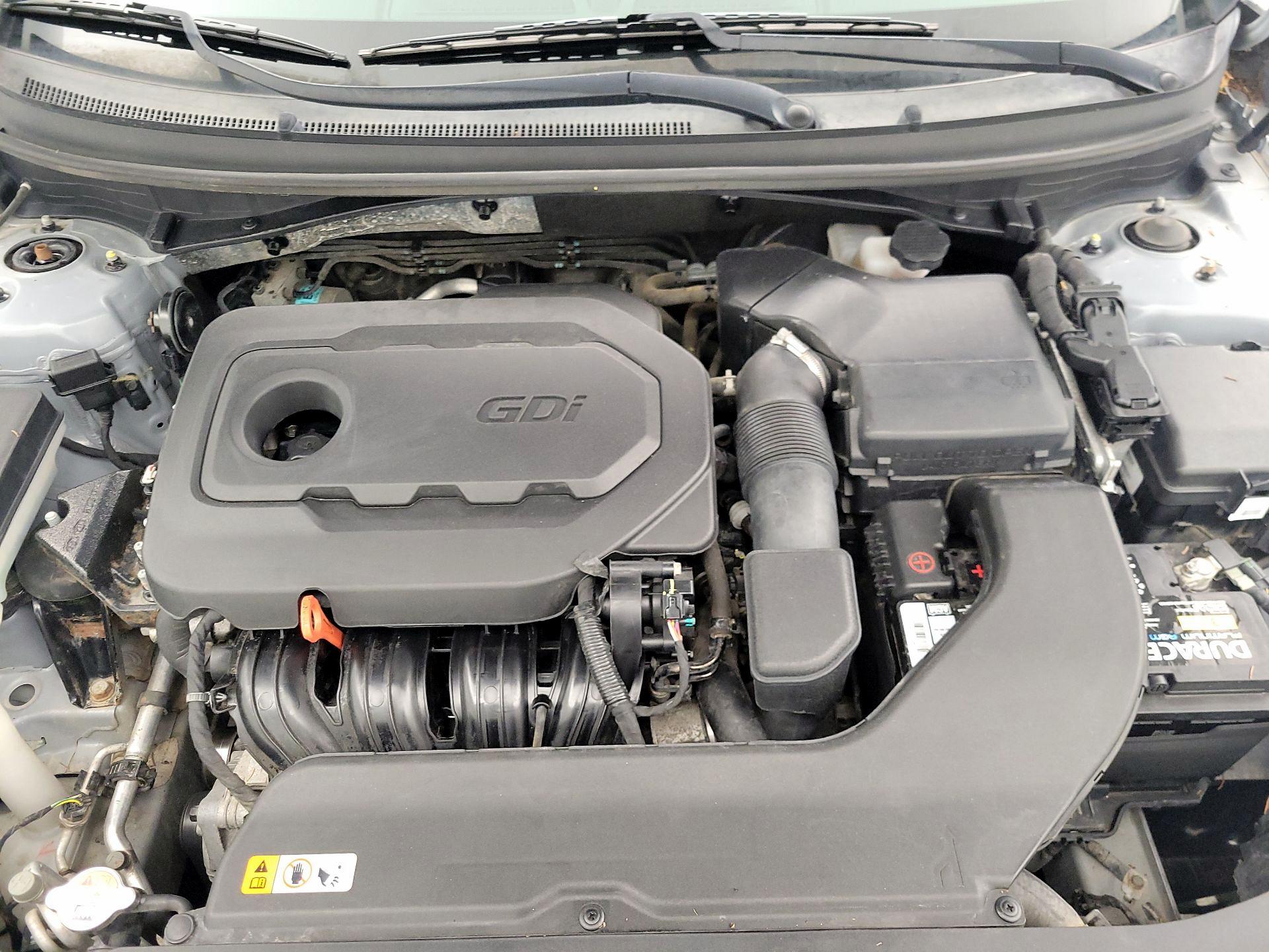 Thumbnail: 2016 Hyundai Sonata - 19