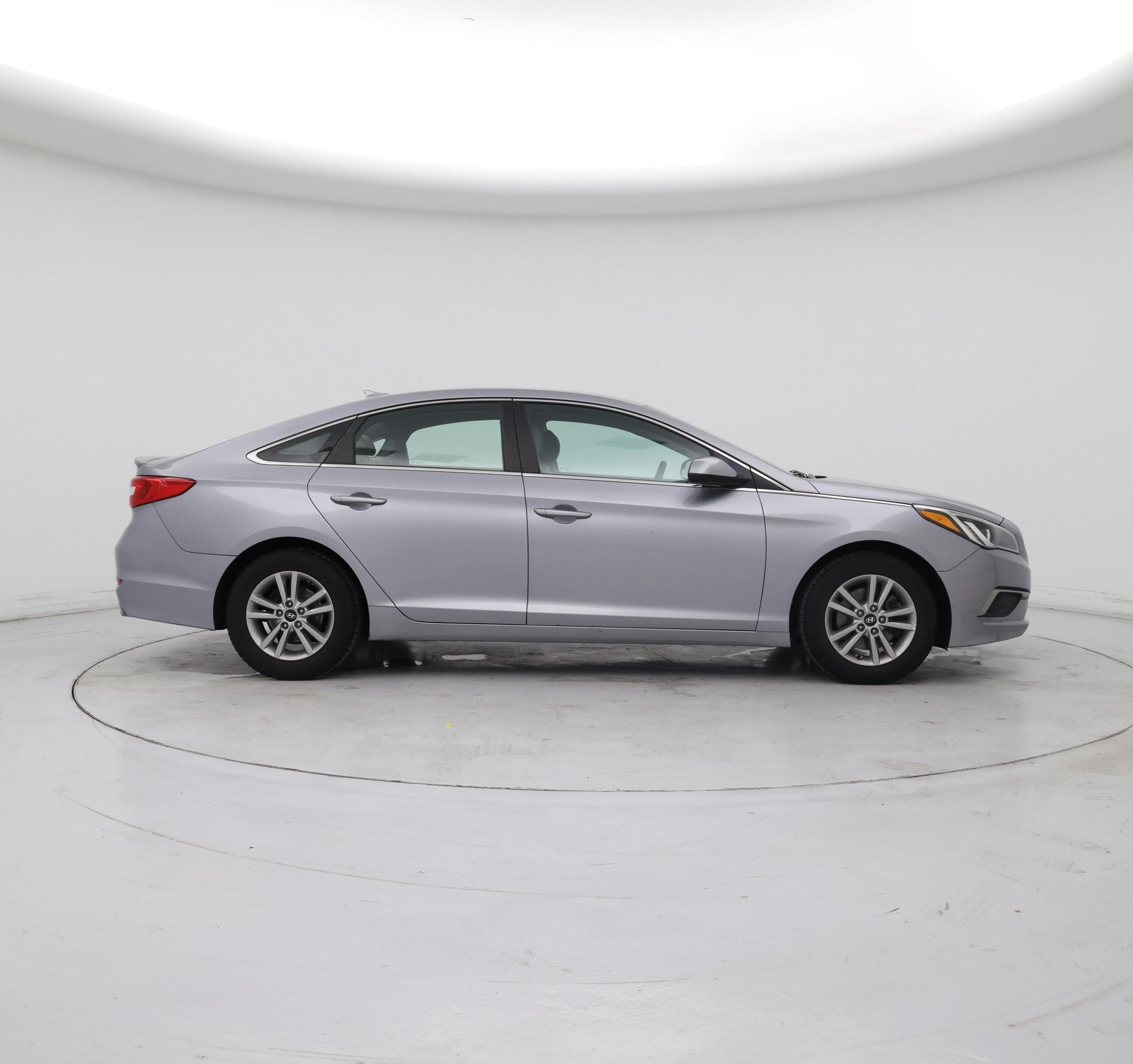 Thumbnail: 2016 Hyundai Sonata - 7