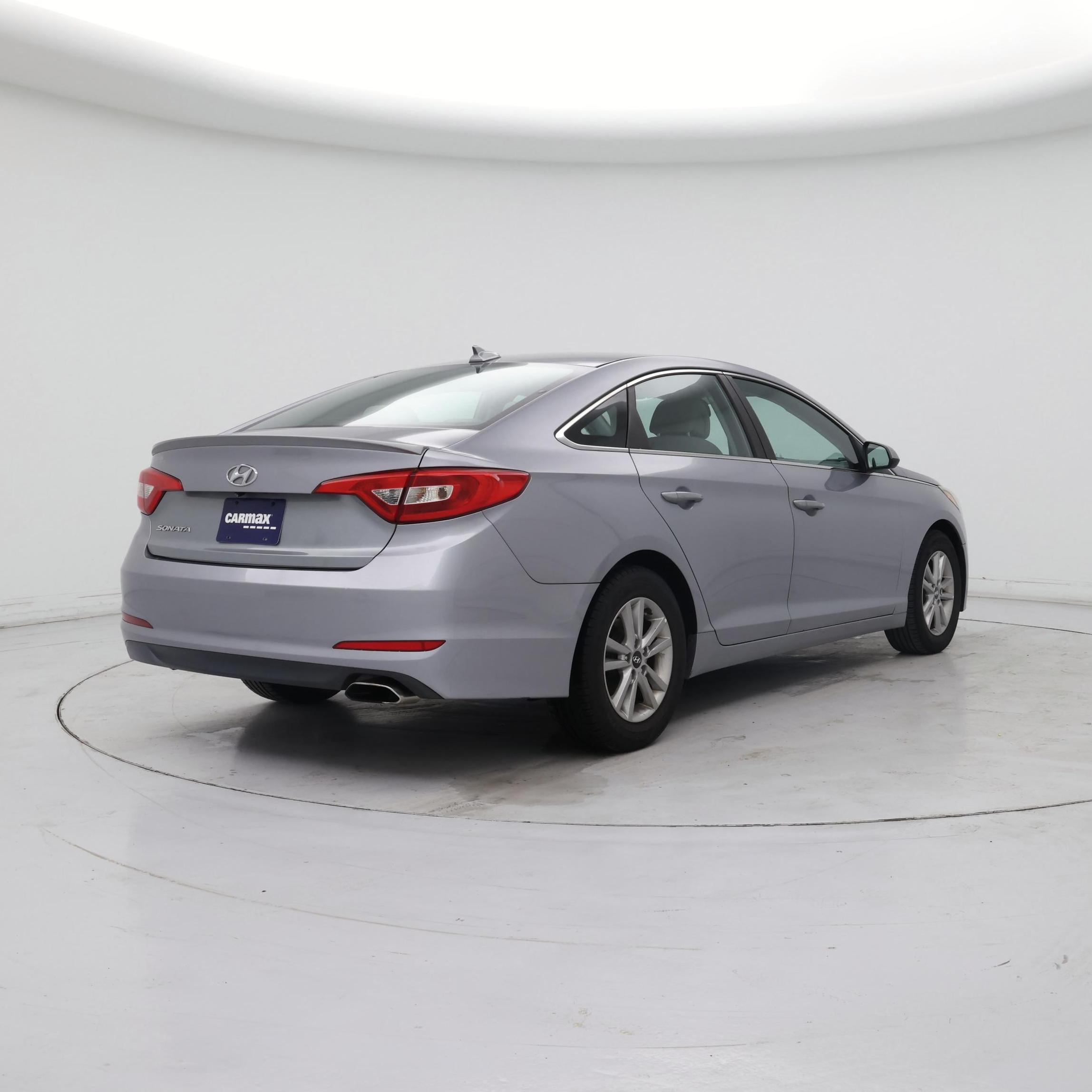 Thumbnail: 2016 Hyundai Sonata - 8