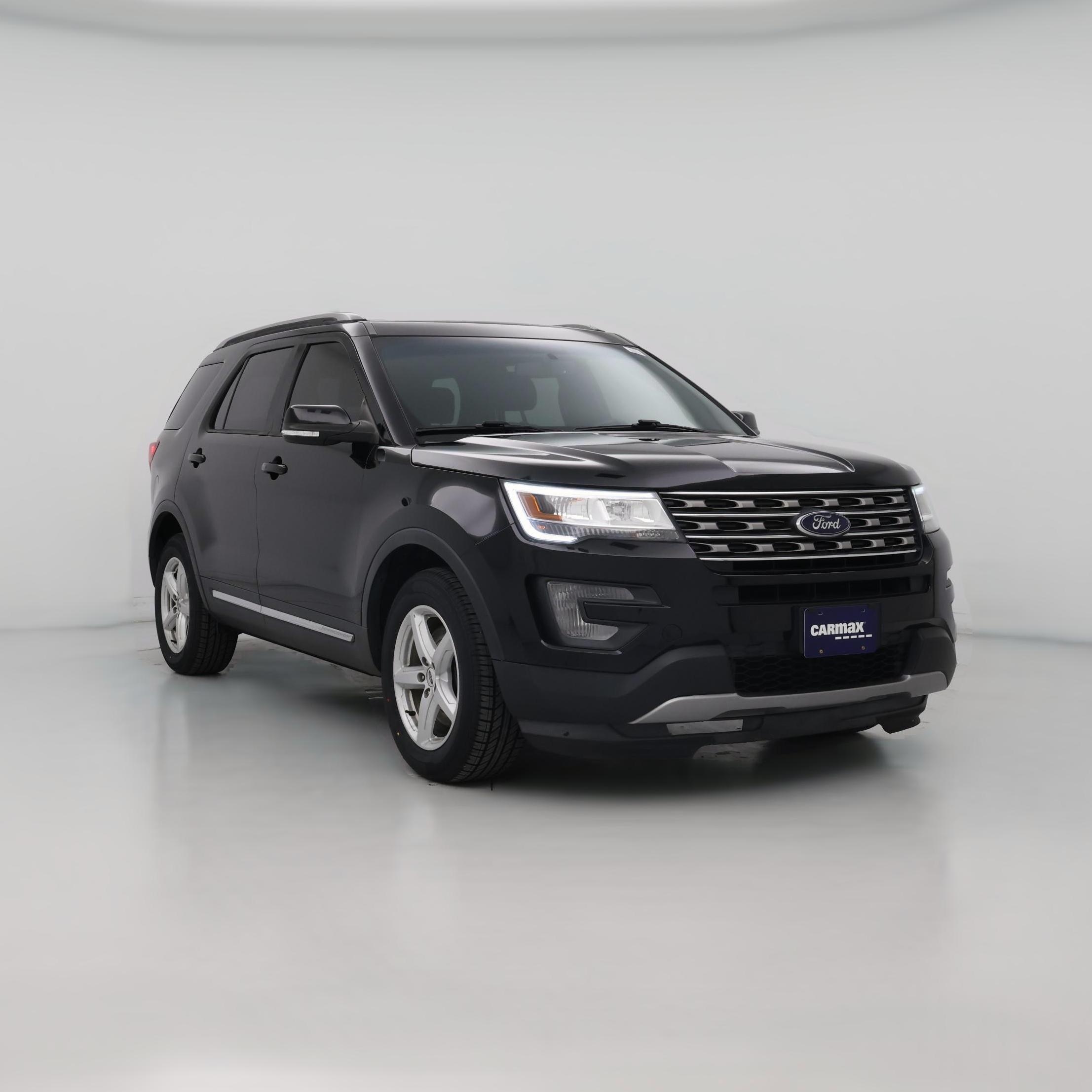 Thumbnail: 2016 Ford Explorer - 1