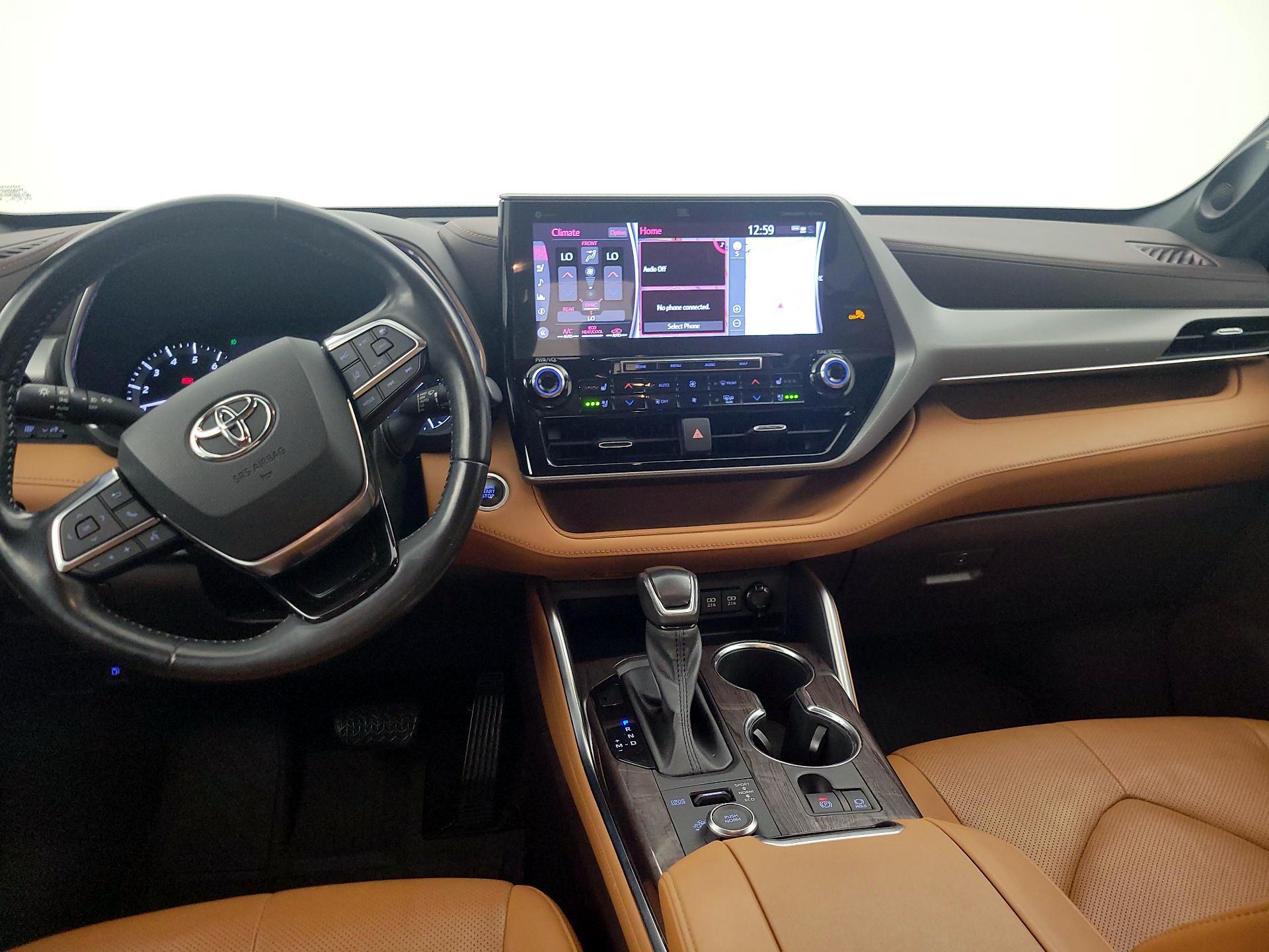 Thumbnail: 2021 Toyota Highlander - 9