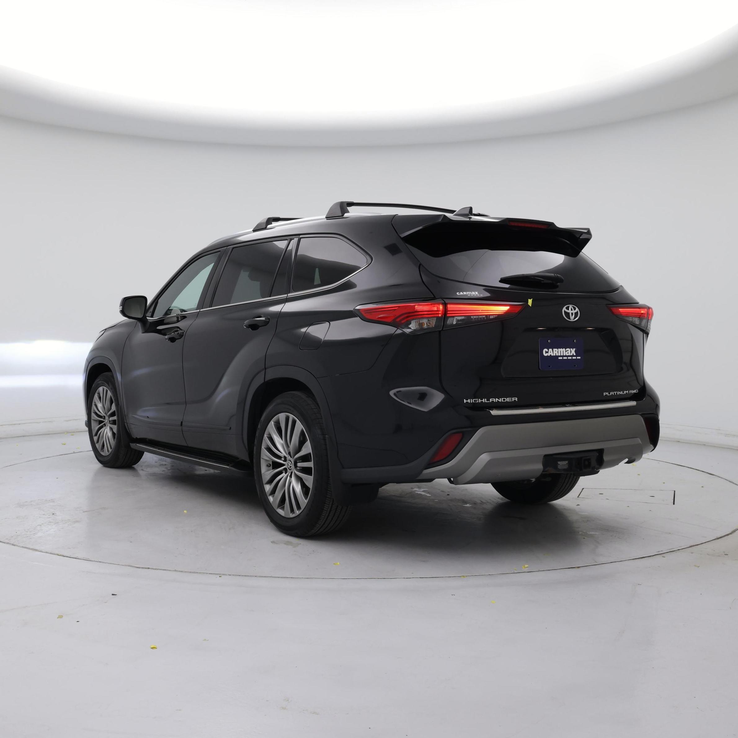 Thumbnail: 2021 Toyota Highlander - 2